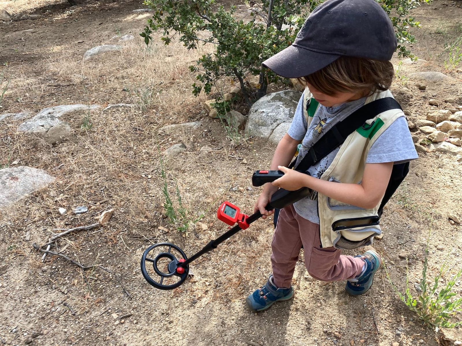 AVID POWER Metal Detector for Kids 28
