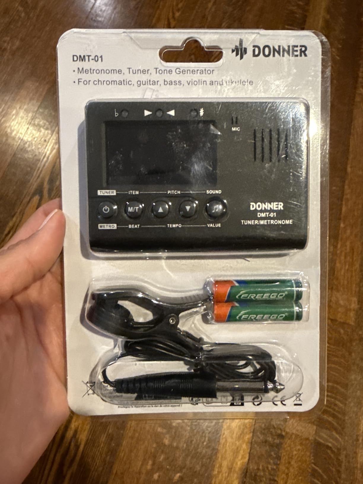 Donner Metronome Tuner for All Instruments - Guitar, Bass, Violin, Ukulele, Trumpet, Chromatic, Clarinet, Flute, 3 in 1 Digital Metronome with Tuner/Metronome/Tone Generator, DMT-01 customer photo 1