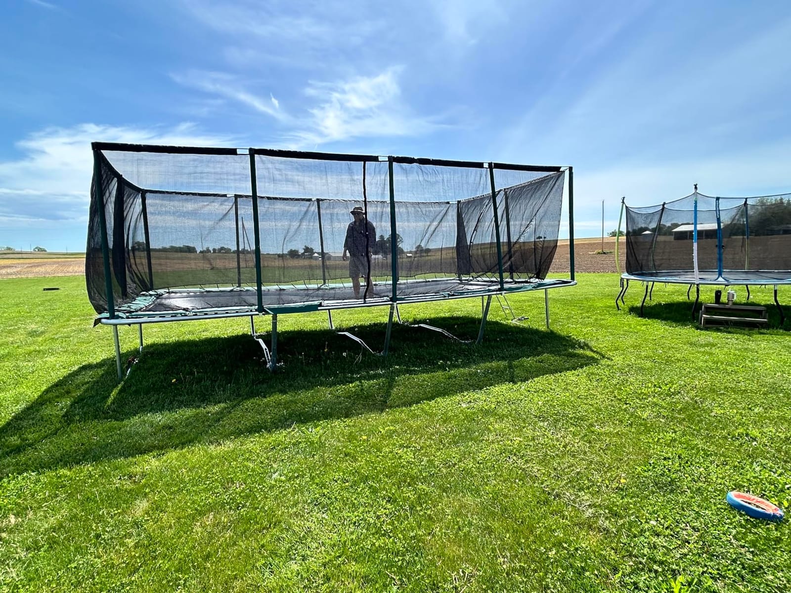 Happy Trampoline Pro Rectangle Trampoline - Heavy Duty 750lbs Jumping Capacity With Net Enclosure - Large Commercial Grade Rectangular Outdoor for Backyard Gymnastics customer photo 1