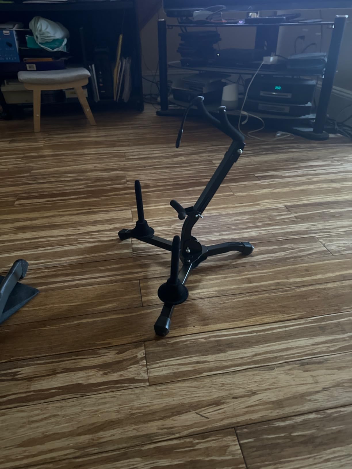 EASTROCK Alto&Tenor Saxophone Stand with 2 Flute/Clarinet Holders and Bag customer photo 1