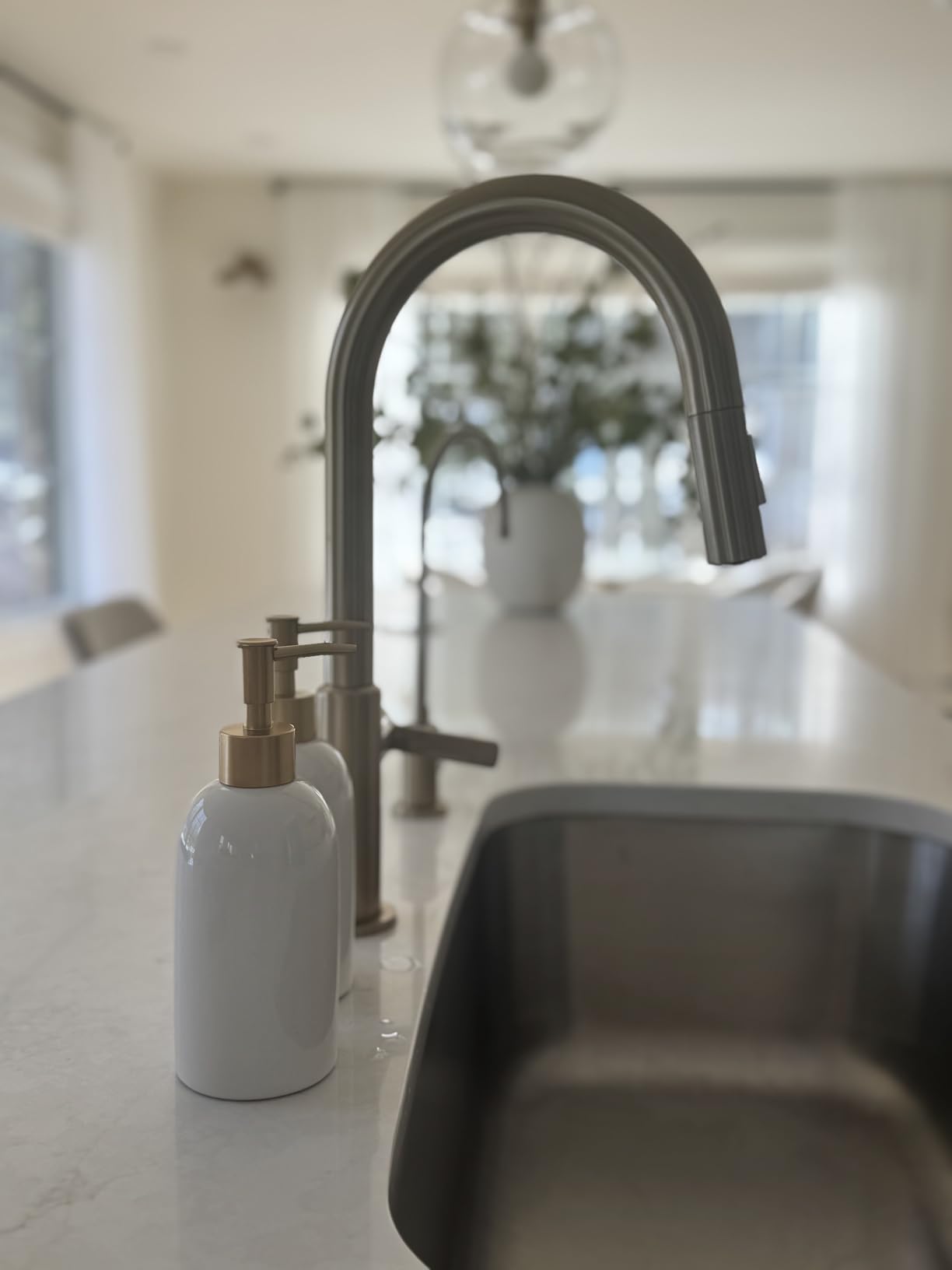 KRAUS Spot Free Stainless Steel Pull Down Kitchen Faucet KPF-2820SFS | 360-degree swivel spout, brass body with ceramic cartridge, quick connect sprayer hose, pre-attached water lines customer photo 1