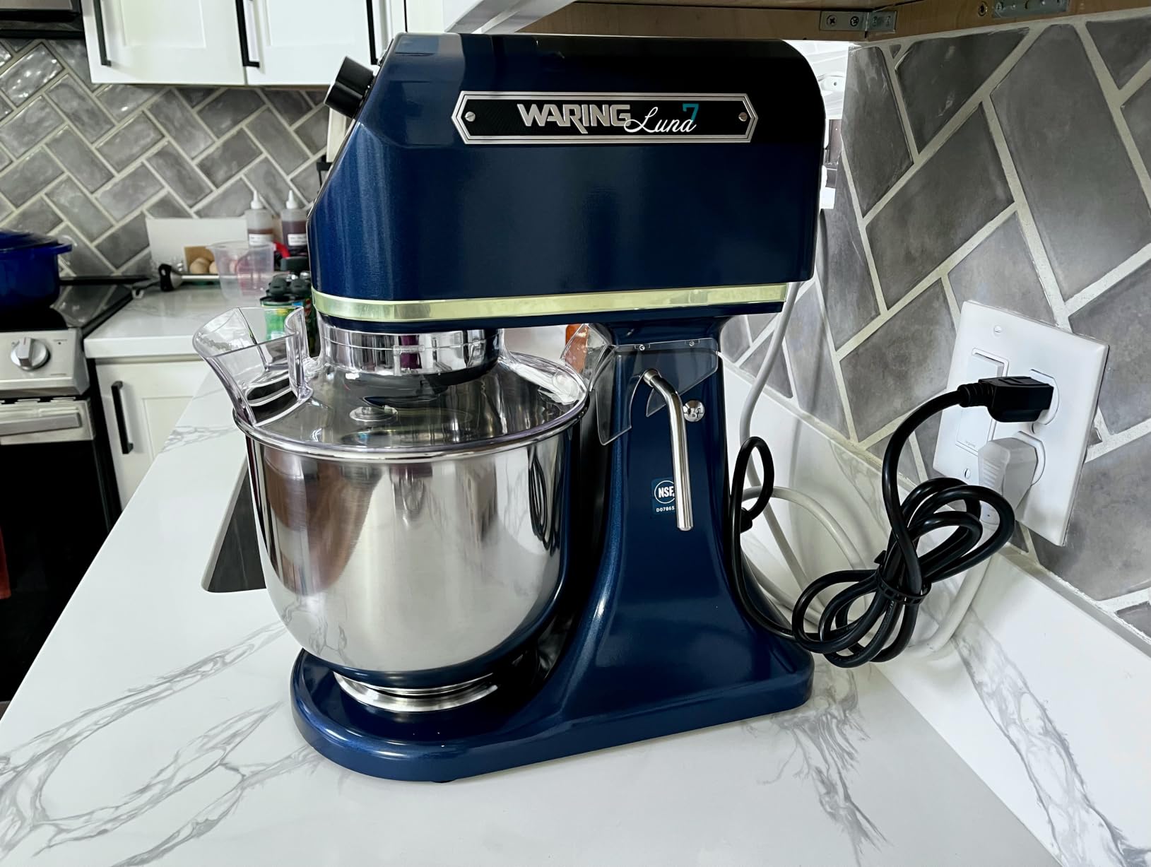 Waring Luna Planetary Stand Mixer with 7-Quart Capacity customer photo 1