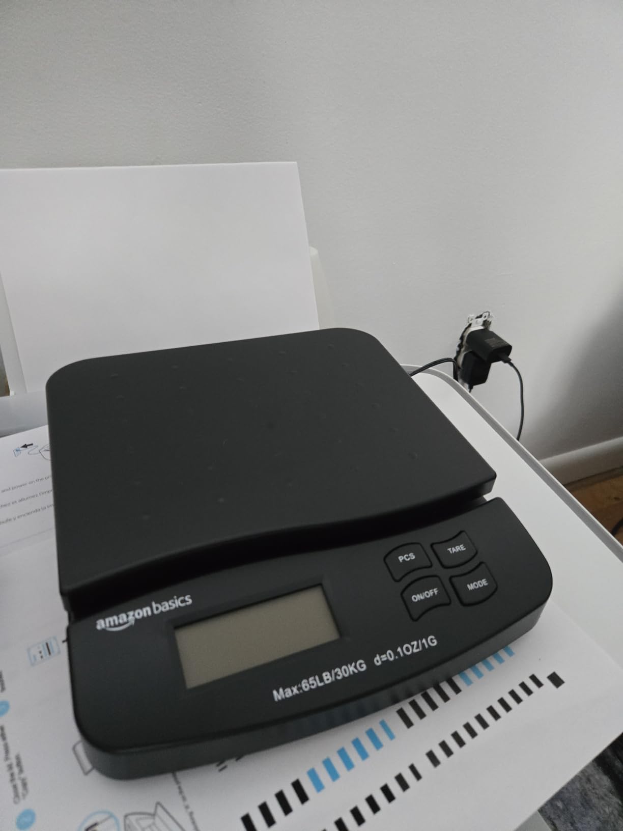 Amazon Basics Digital Postal Shipping Scale with Tare Function, AC Adapter, 65 lb Capacity, 0.1 oz Readability, LCD Display, Black customer photo 2