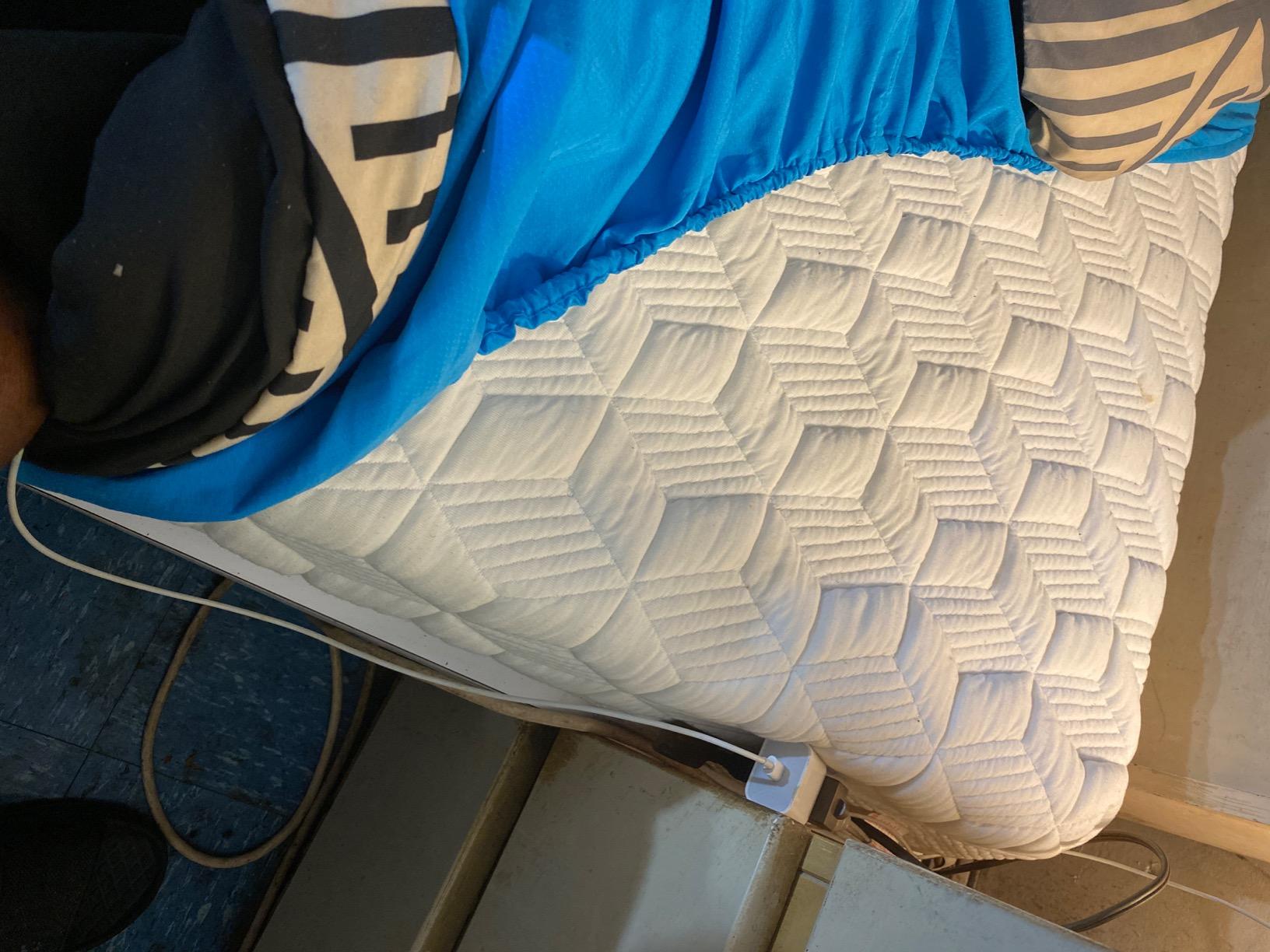 Purple Mattress, Queen, 9.25 Inch Cooling Mattress, 2 Inch GelFlex Grid customer photo 1