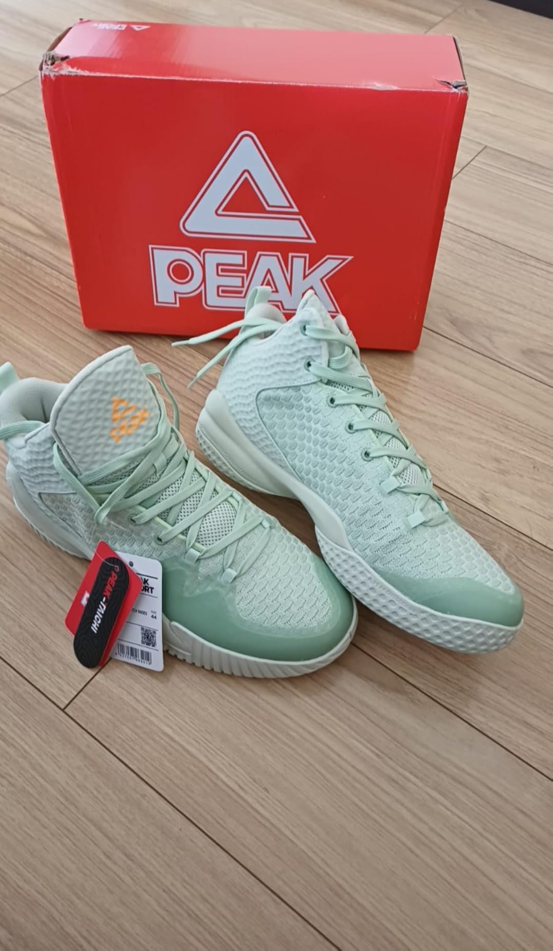 PEAK High Top Mens Basketball Shoes Lou Williams Streetball Master Breathable Outdoor Sneakers Pickleball Shoes Cushioning Shoes for Fitness customer photo 2