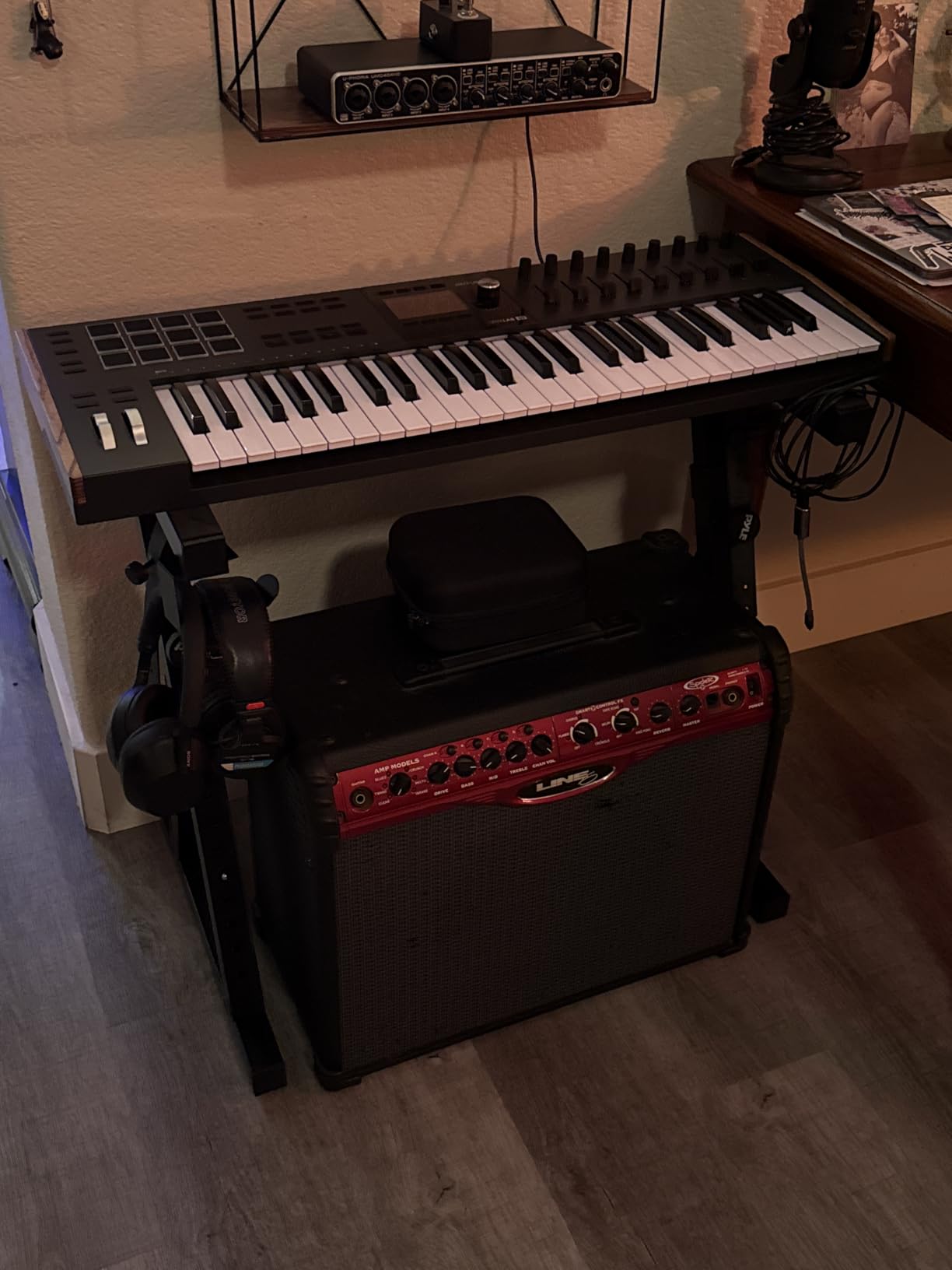 Pyle Heavy Duty Folding Keyboard Stand - Sturdy Reinforced Z Design w/ Adjustable Width & Height, Foam Padded Arms, Digital Piano Stand, Fits 54-88 Key Electric Pianos & Used for Travel & Storage customer photo 1