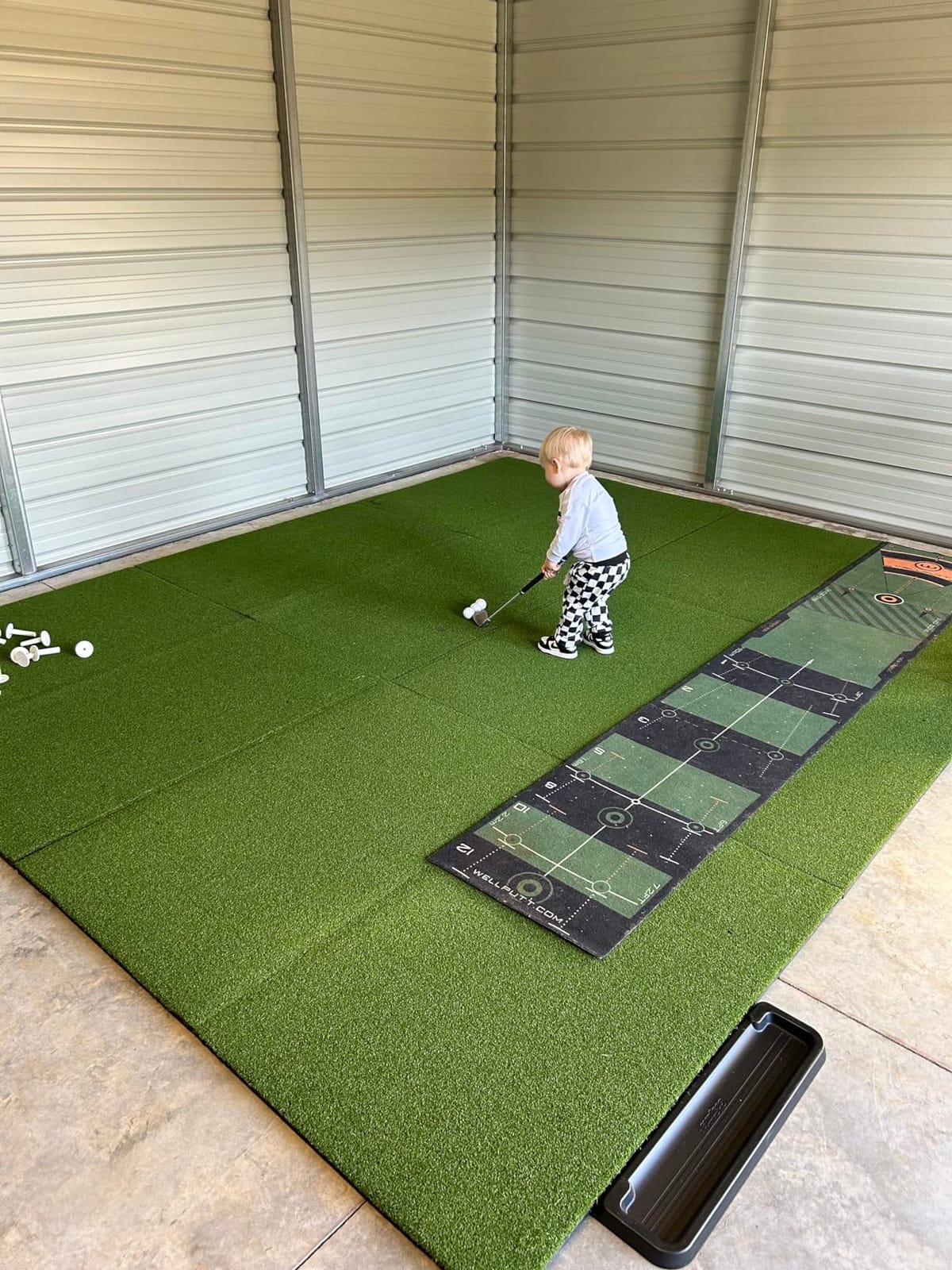 GoSports Elite Golf Hitting Mat for Indoor and Outdoor Practice - Withstands Thousands of Shots - Heavy-Duty Turf Driving Range Mats Works with Golf Simulators - Includes 3 tees - Choose Your Size customer photo 1