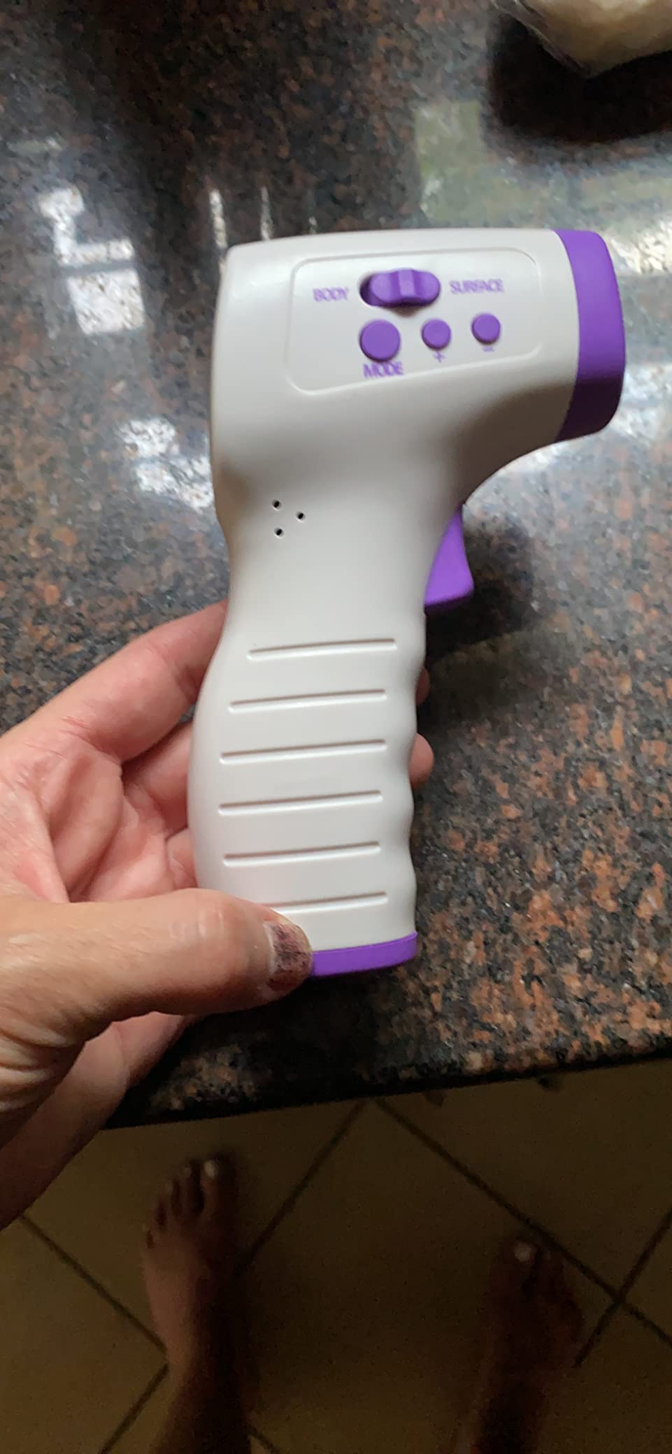 HoMedics Non-Contact Infrared Forehead Thermometer, Clinically Proven Fast Accurate Results, High-Fever Alert with 4-in-1 Readings customer photo 2