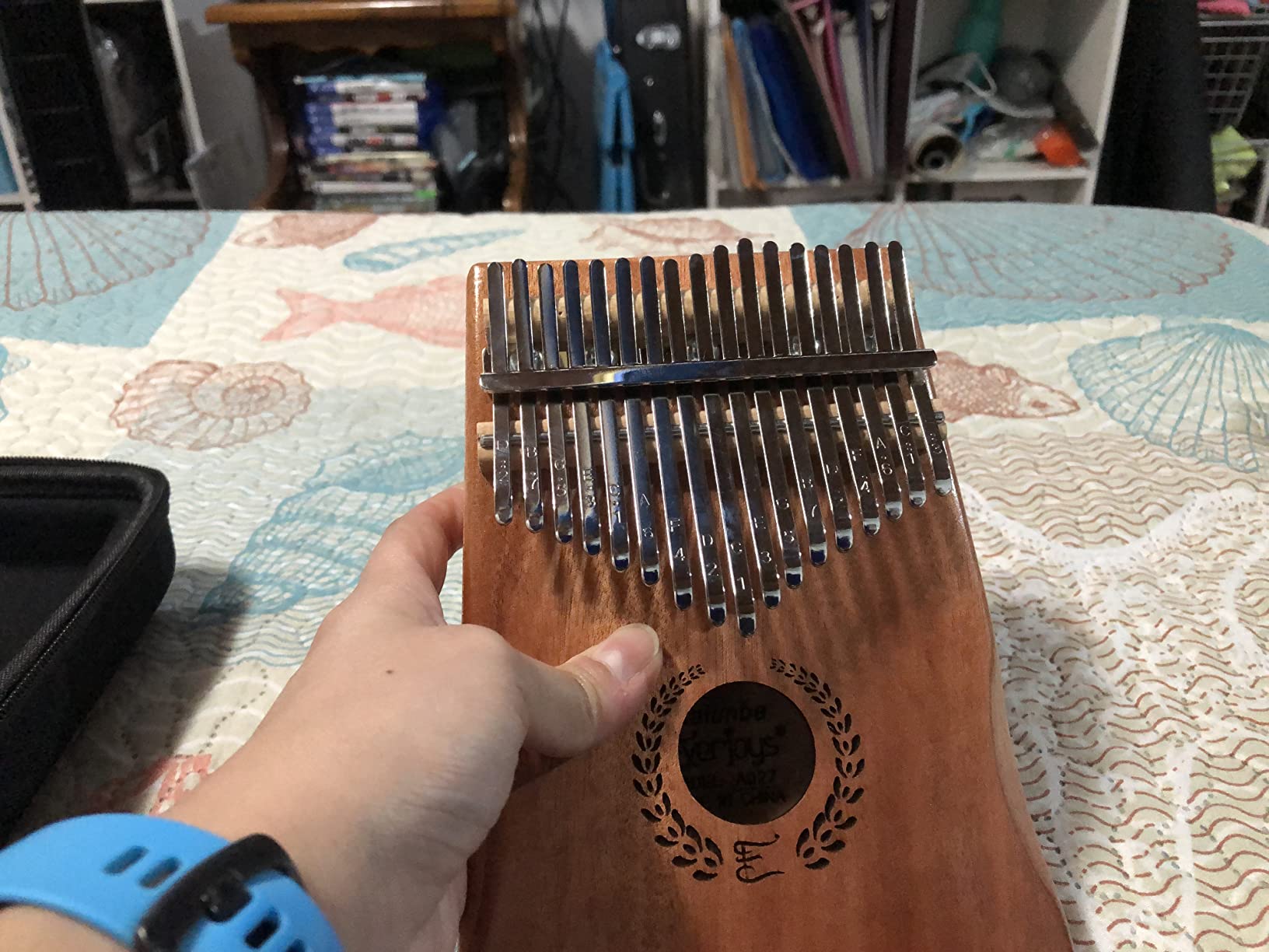 Everjoys Kalimba Thumb Piano 17 Keys, Professional Musical Instrument Finger Piano Marimbas with Portable Soft Cloth Bag, Fast to Learn Songbook, Tuning Hammer, All in One Kit customer photo 1