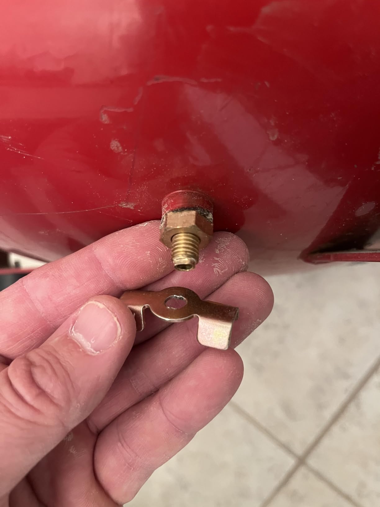 Air Compressor Drain Valve, 1/4 NPT Male Hand-Turn Brass Petcock Kit customer photo 2
