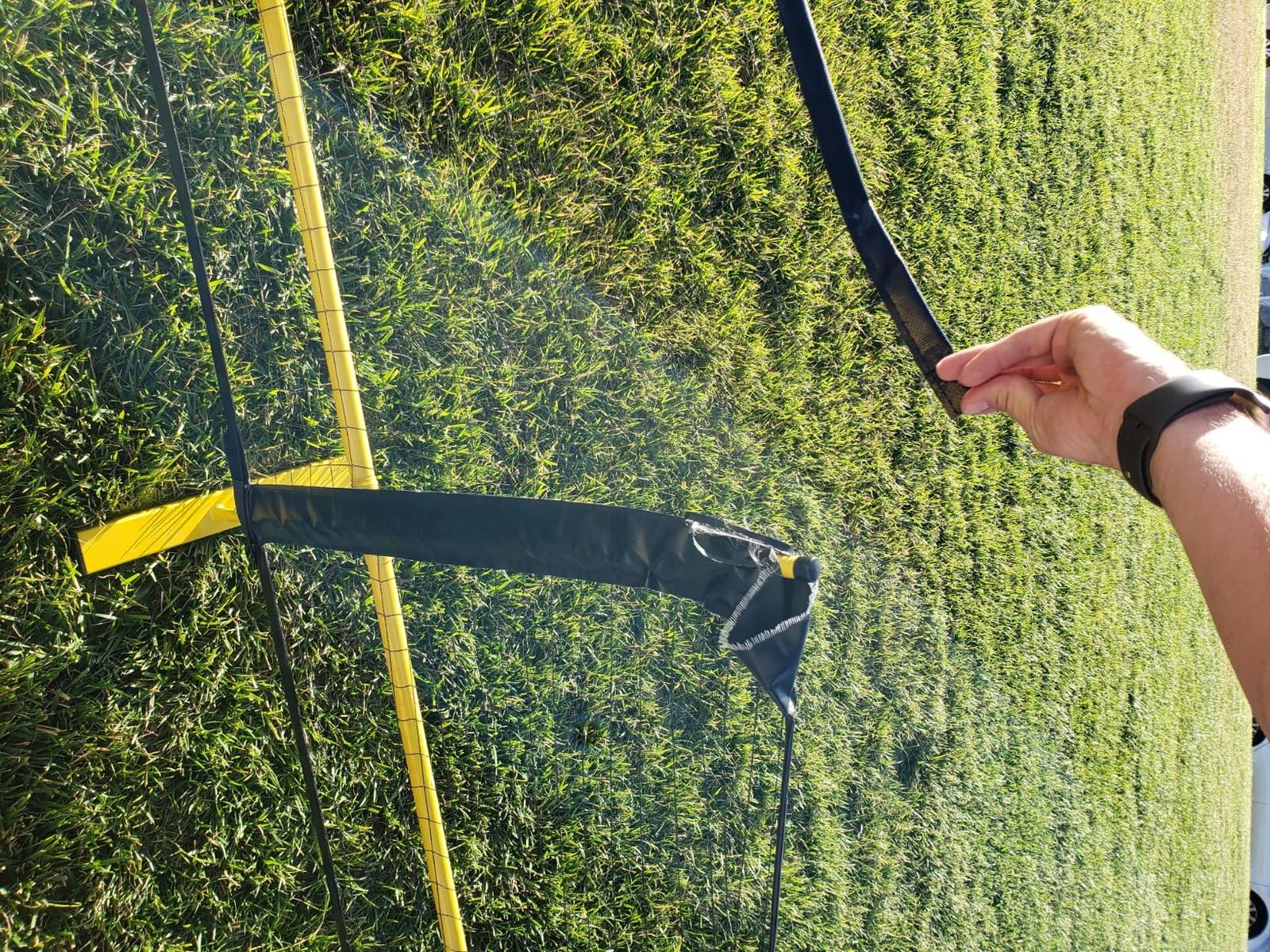 A11N SPORTS Designed for All Weather Conditions with Steady Metal Frame and Strong PE Net, Regulation Size Net with Carrying Bag- 22’ Wide x 36” Tall, Indoor/Outdoor Use customer photo 1