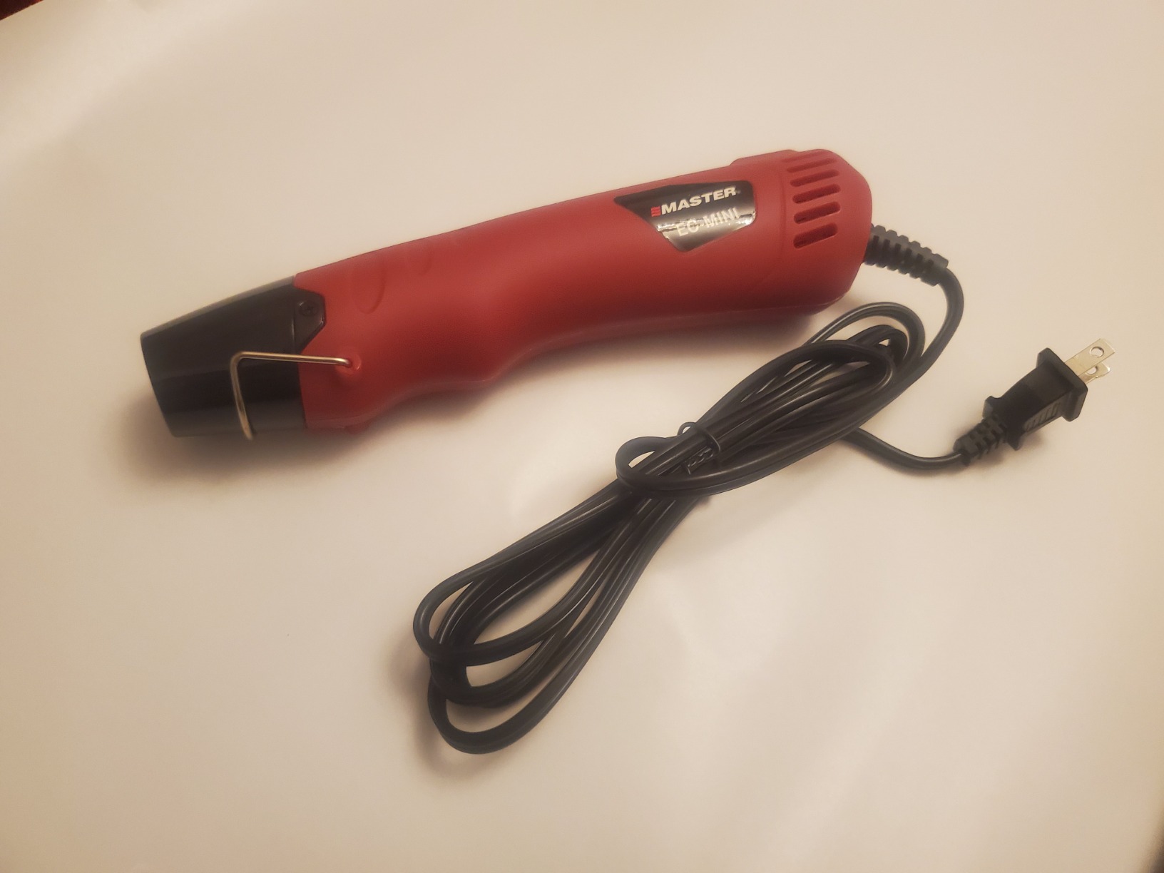 Master Appliance EC-MINI Heat Gun for Crafts, Shrink Wrap, Heat Shrink Tubing, Wire Connectors, Electrical Connectors, Epoxy Resin, Candle Making Heatgun, Embossing Hot Air Gun w/Heat Shrink Reflector customer photo 1