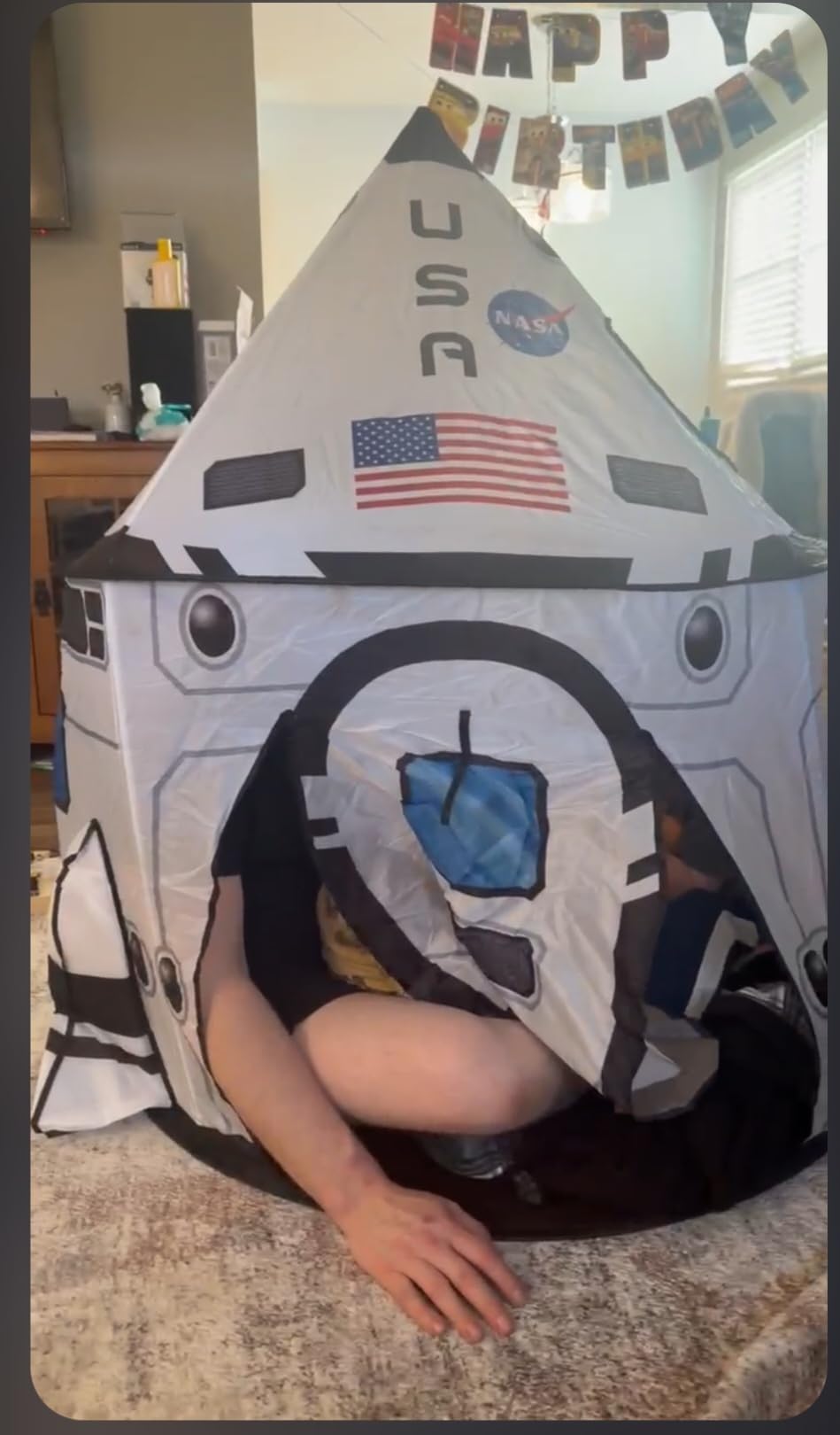 JOYIN Rocket Ship Play Tent Kids Spaceship Playhouse Tent Set Indoor Outdoor Easy Assembly Play Tent customer photo 1