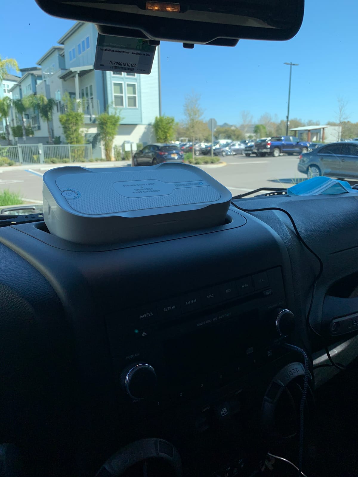 Utilimedic UV8LED Wireless Car Phone Charging Pad & UV-C Sanitizer customer photo 2