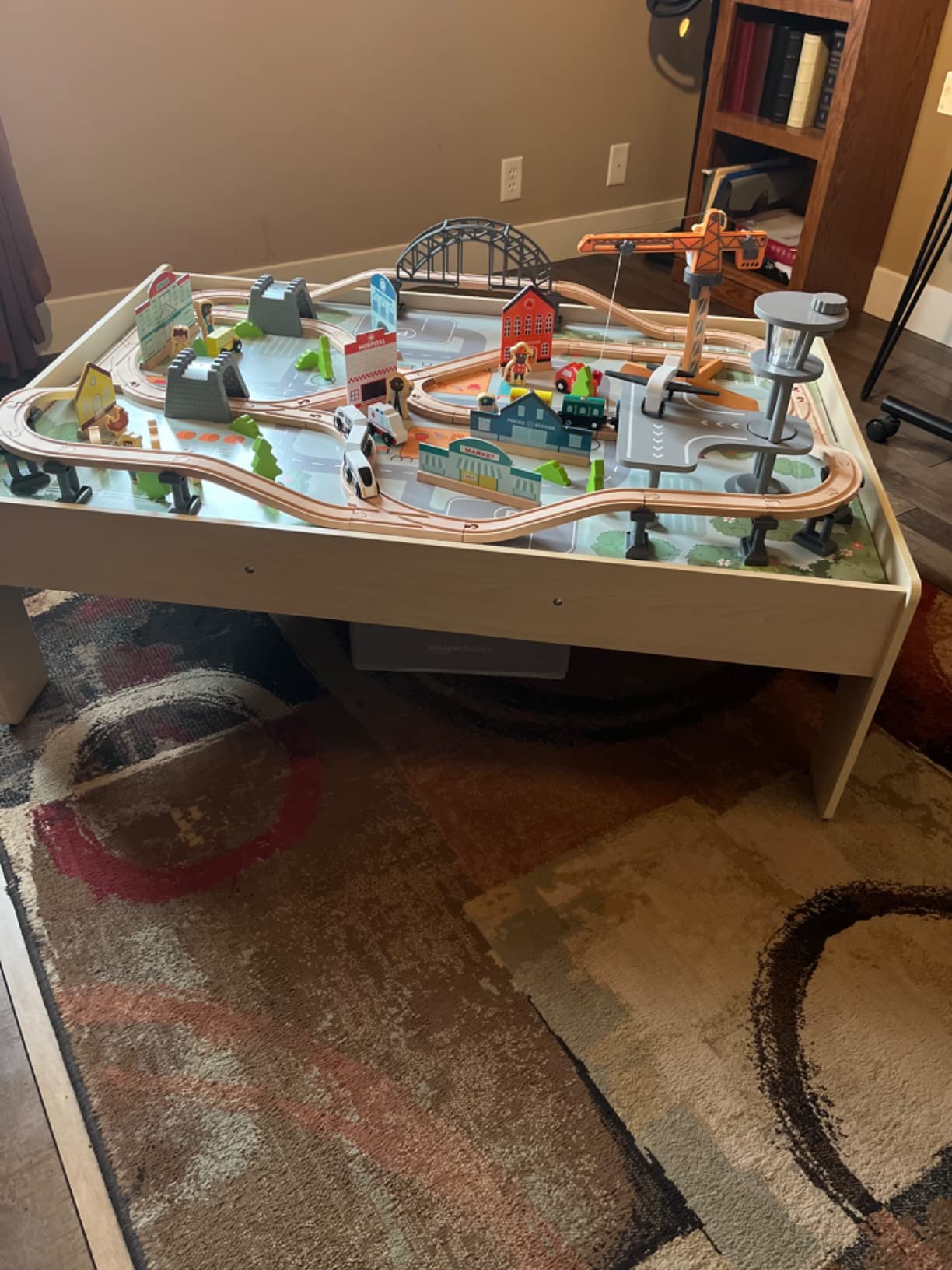 Amazon Basics 120 Piece Wooden Train Set with Activity Table, Sturdy Tracks, Storage Bin, Easy to Assemble, Kids Gift for Age 3Y+, 47.44 x 33.46 x 16.14 in customer photo 2