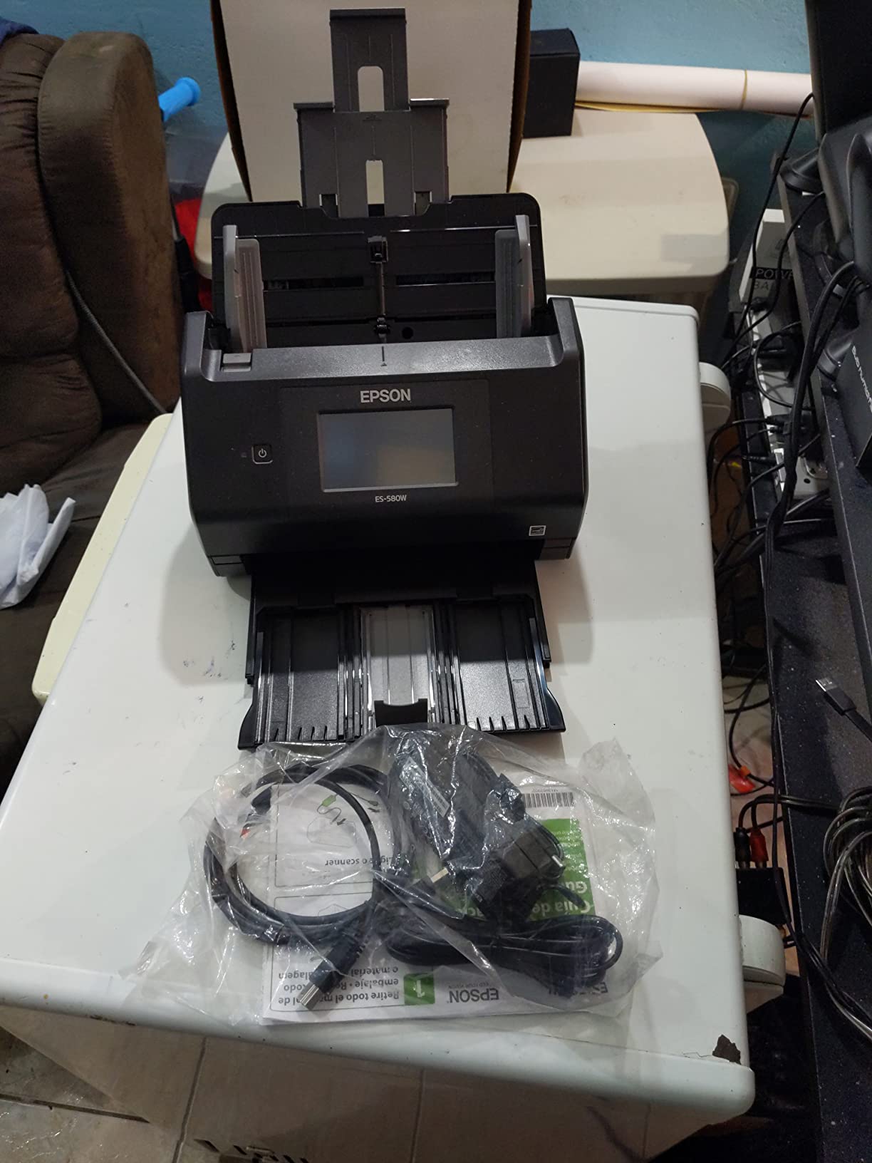 Epson Workforce ES-580W Wireless Color Duplex Desktop Document Scanner customer photo 2