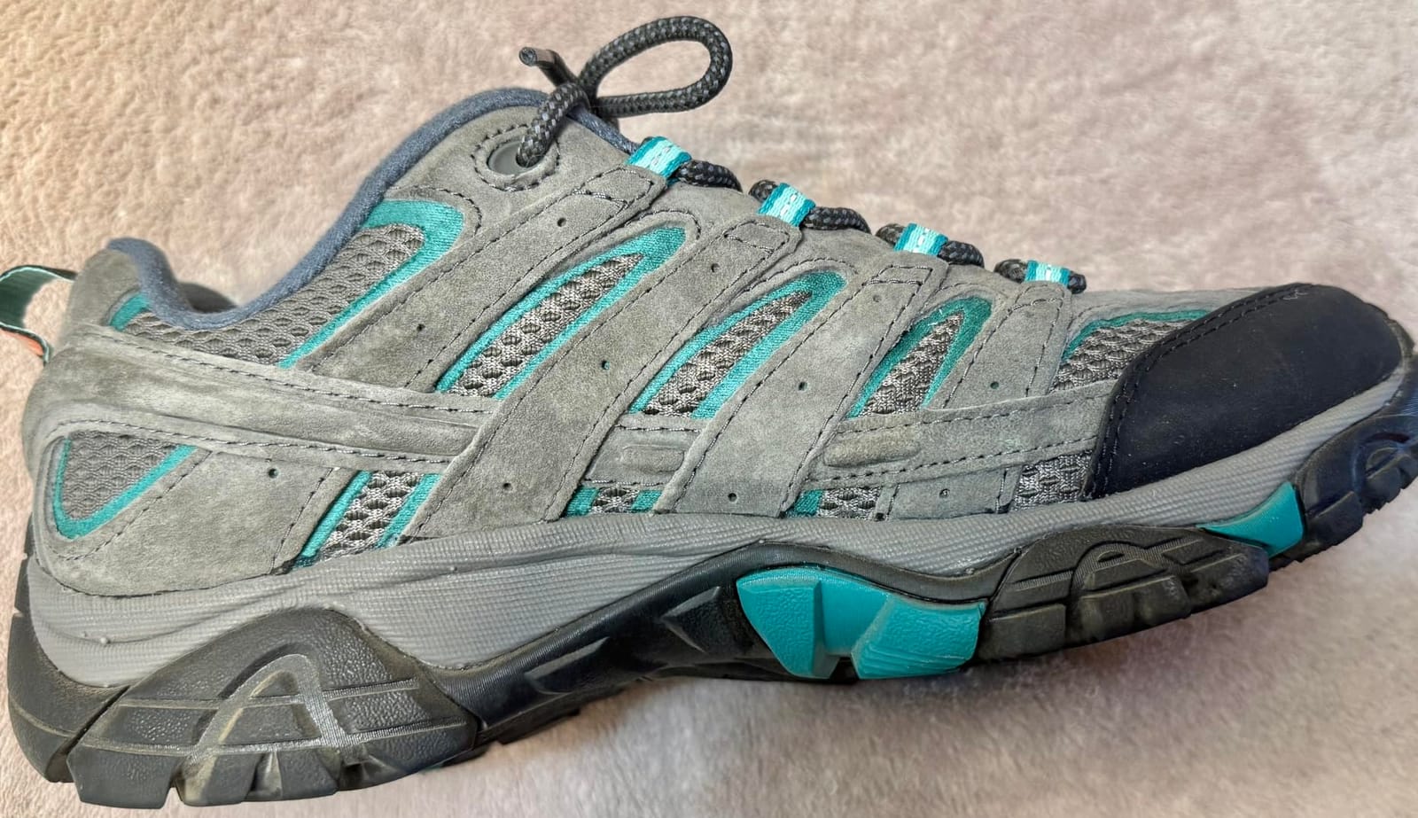 Merrell Women's Moab 2 Vent customer photo 1
