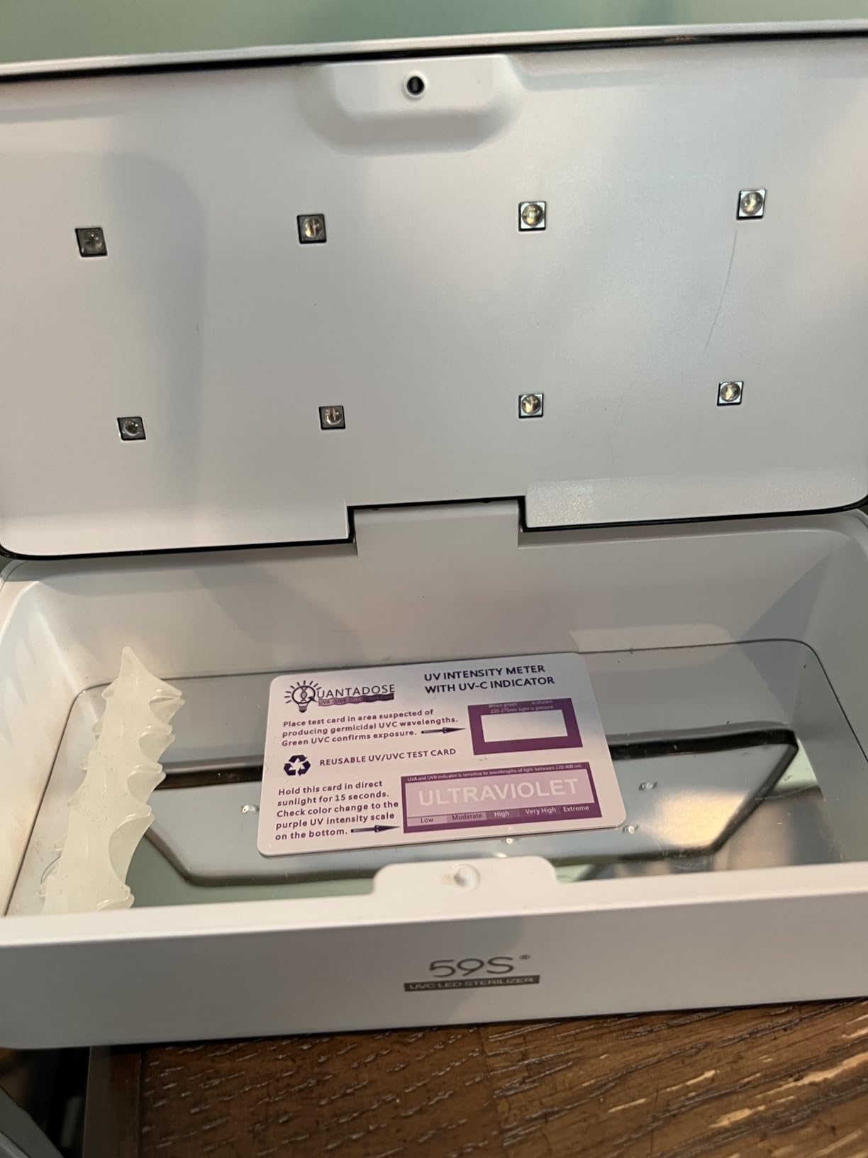 UV Light Sanitizer Box, UVC Phone Sanitizer Box for Smartphone,Jewellery and Household Items customer photo 1