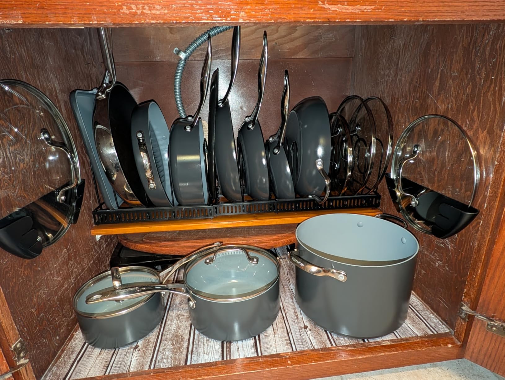 Housolution Pot and Pan Lid Organizer Holder Storage Rack, Black customer photo 2