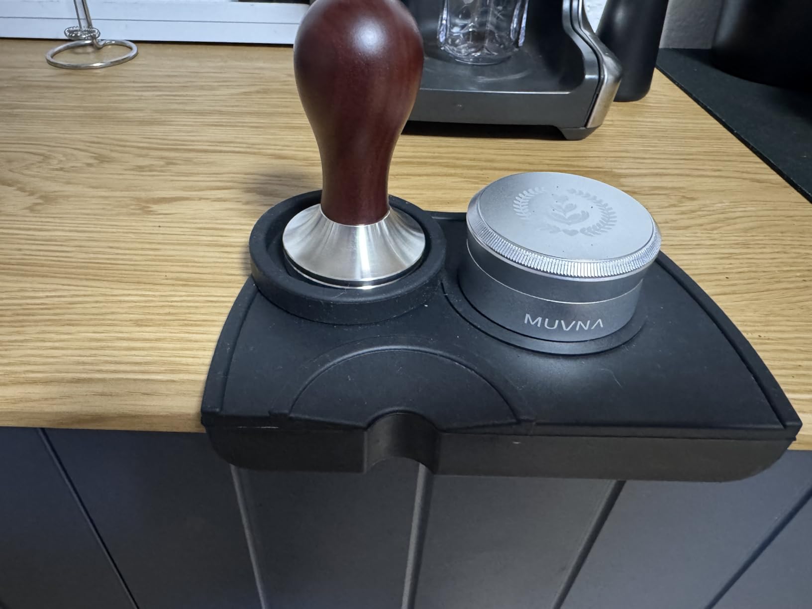 Coffee Tamper Espresso Press with Tamper Mat 304 Stainless Steel Flat Base Wooden Handle for Coffee Grounds Barista Espresso Machines Accessory (51MM) customer photo 1
