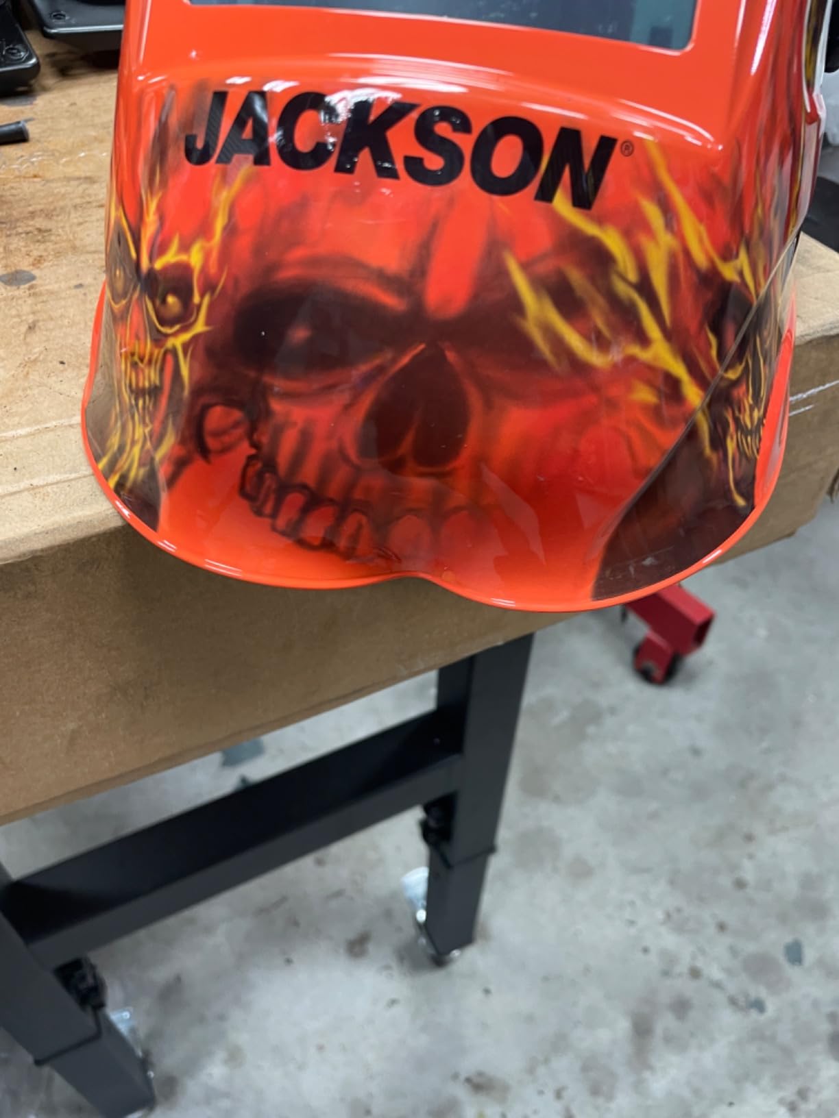 Jackson Safety Premium Graphic Welding Hood with ADF - Ultra Lightweight Auto Darkening Welding Helmet - ANSI Z87.1 (Multiple Styles) customer photo 2
