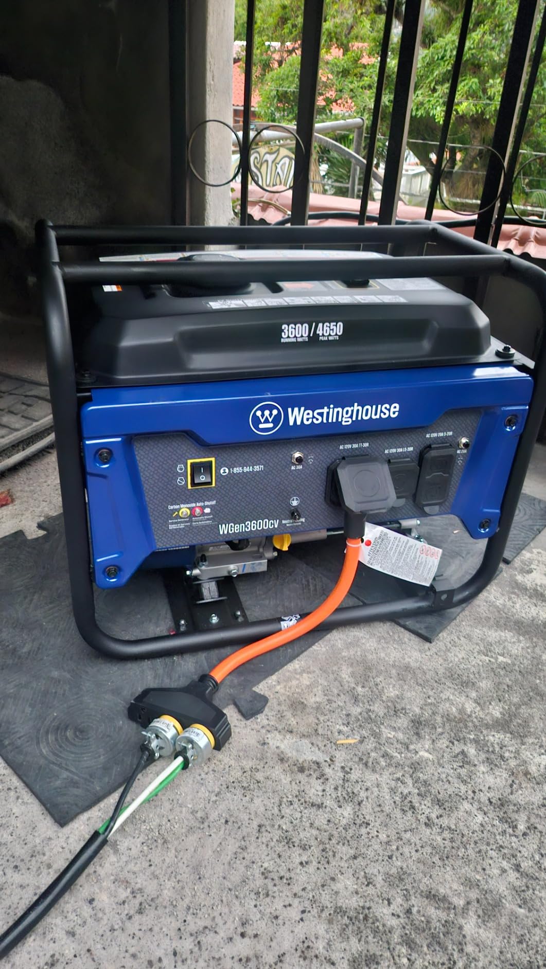 Westinghouse 4650 Peak Watt Portable Generator, RV Ready 30A Outlet, Gas Powered, CO Sensor customer photo 1