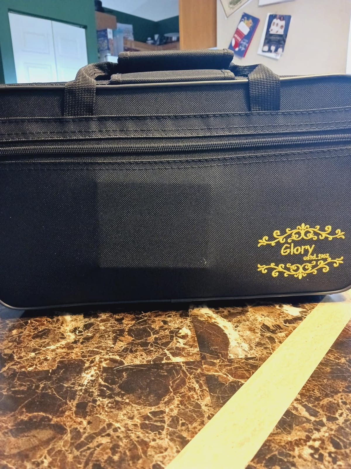 Glory GLY-PBK Professional Ebonite Bb Clarinet with 10 Reeds, Stand, Hard Case, Cleaning Cloth, Cork grease, Mouthpiece Brush and Pad Brush, Black customer photo 2
