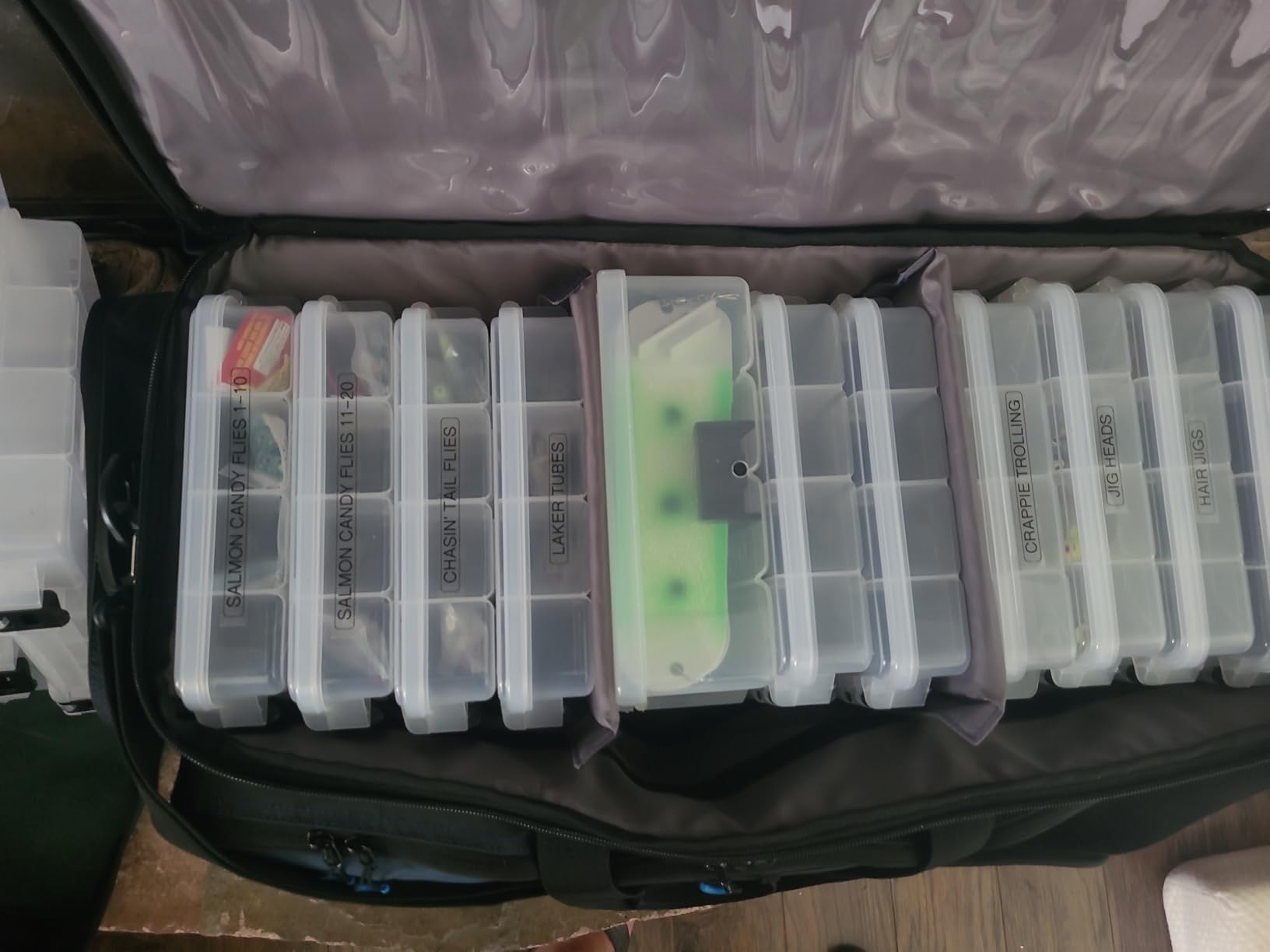 Reaction Tackle Saltwater Fishing Tackle Bags, Water Resistant 1000D PVC Tackle Box Bag with Removable Dividers, Fits 3600 and 3700 Trays, XL customer photo 2