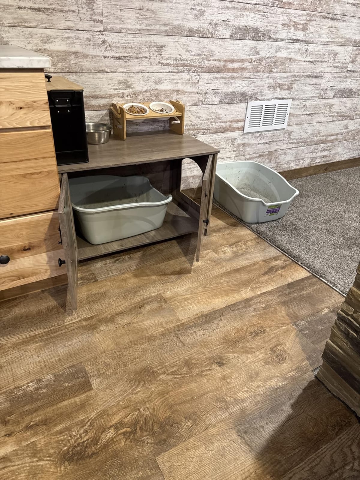 HOOBRO Litter Box Enclosure, Cat Litter Box Furniture with Removable Divider, Large Hidden Litter Box Furniture, Wooden Cat House, End Side Table, 31