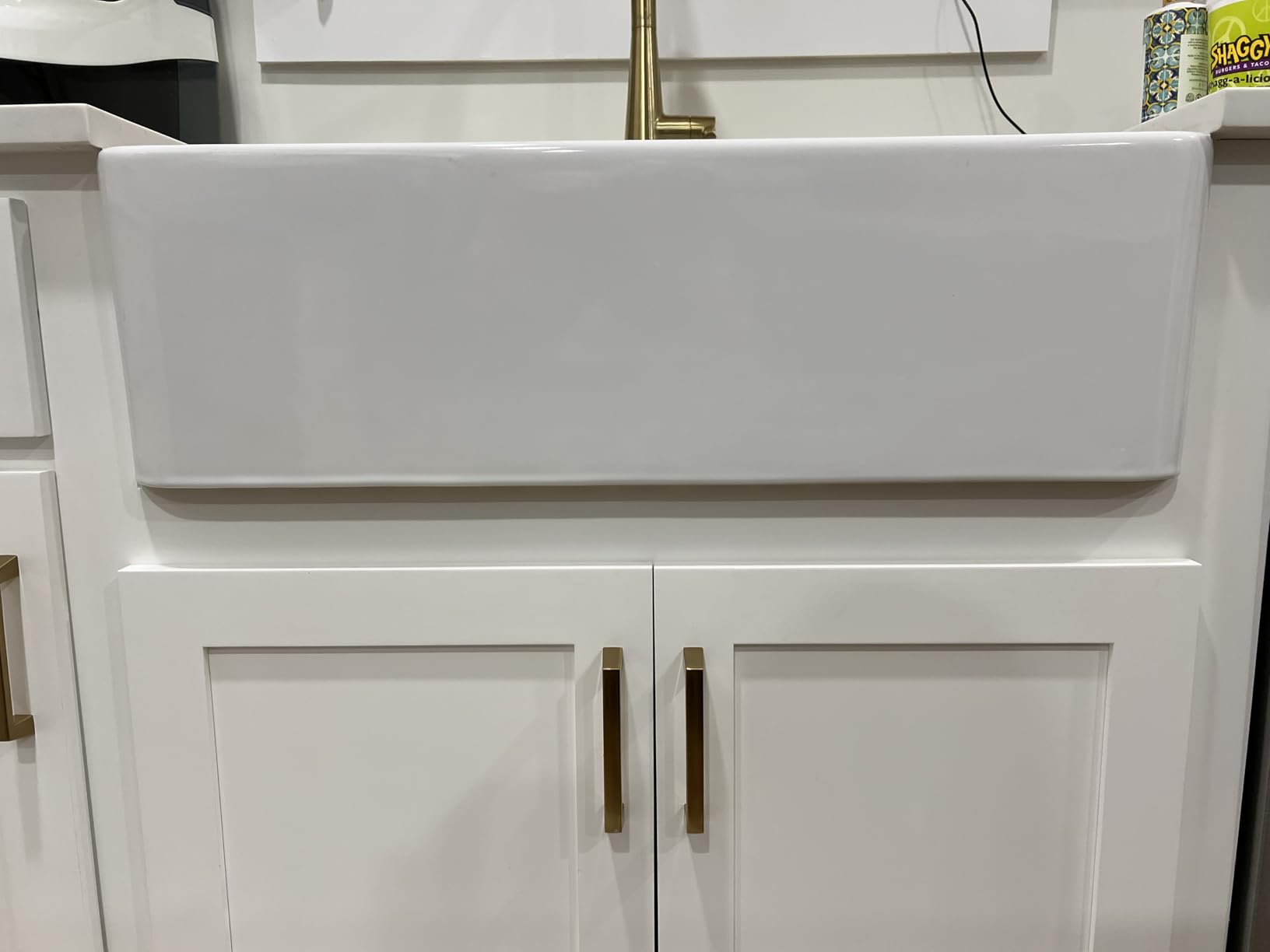 TUKTUK White Farmhouse Sink 33 inch Fireclay Apron Front Farm House Kitchen Sink Single Bowl Deep Drop In Undermount Reversible Heavy Duty Easy to Clean Porcelain Kitchen Basin Modern Luxury Accessory customer photo 2
