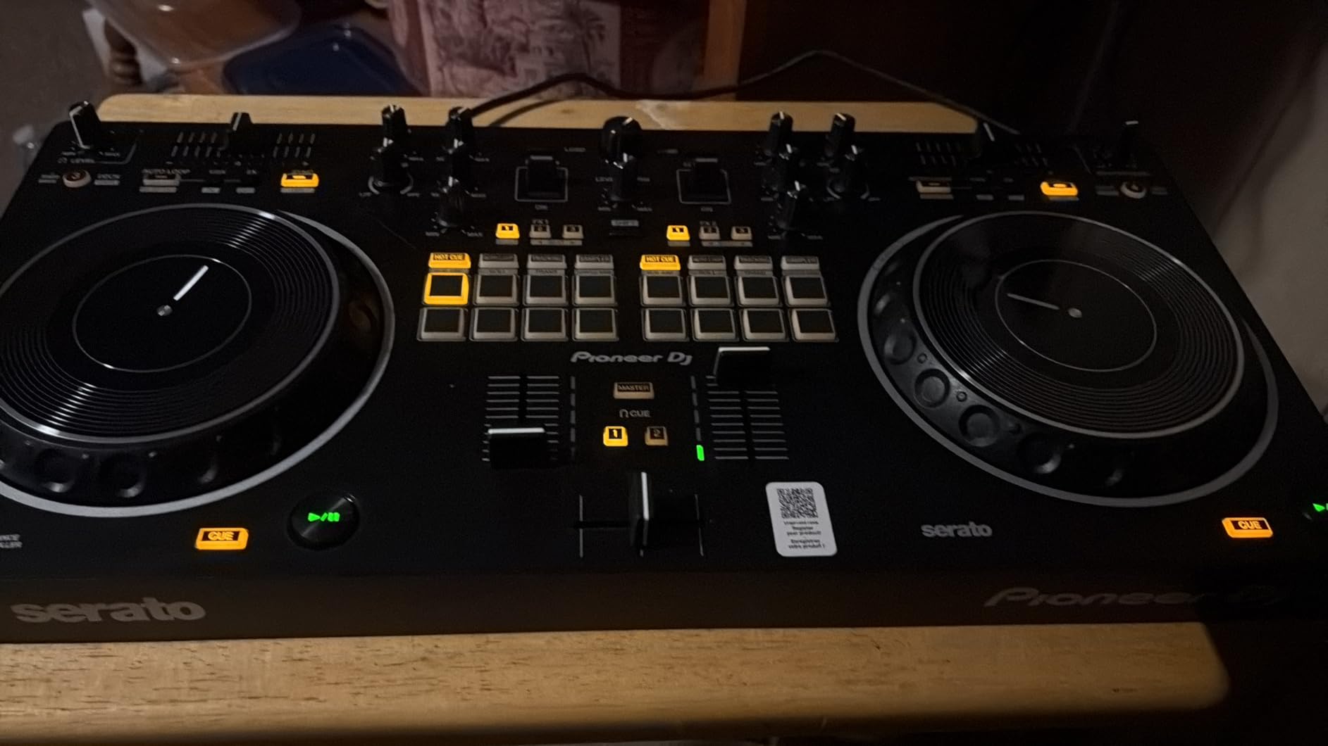 Pioneer DJ DDJ-REV1 2-deck Serato DJ Controller, Black customer photo 1