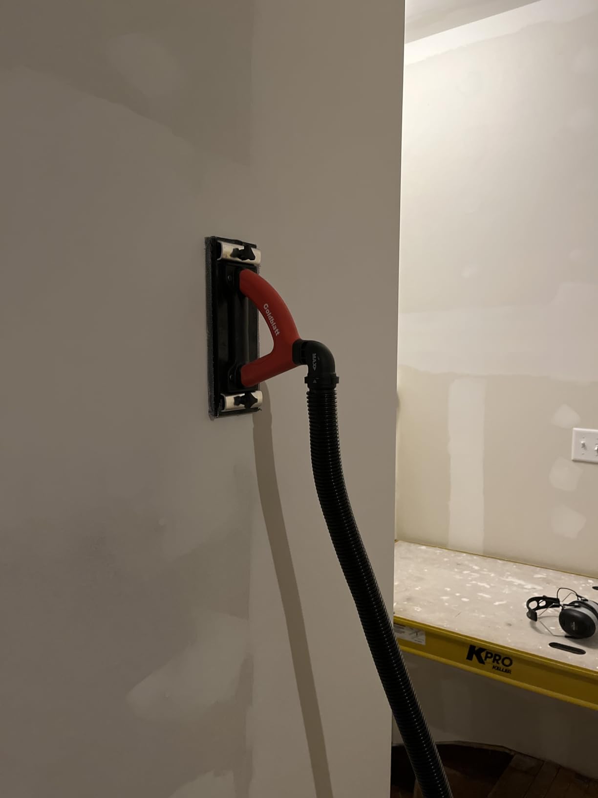 Goldblatt Dust Free Drywall Hand Sander with 6.5 ft Vacuum Hose customer photo 1