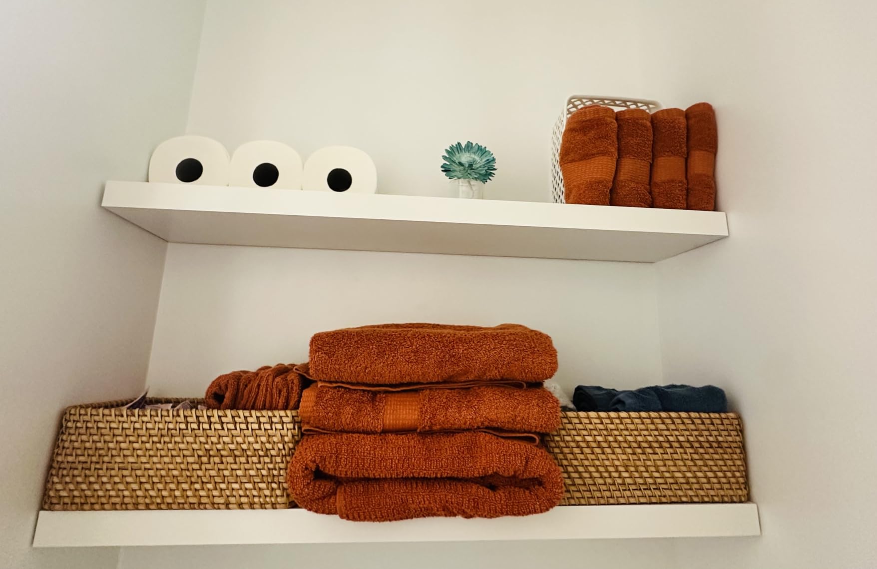 LANE LINEN 100% Cotton Bath Towels Set - 24 PCs - Durable, Quick Dry, Super Soft & Highly Absorbent - 4 Bath, 4 Fingertip, 6 Hand Towels, 8 Washcloths, 2 Bath Sheets - Perfect Family Set - Cool Grey customer photo 1