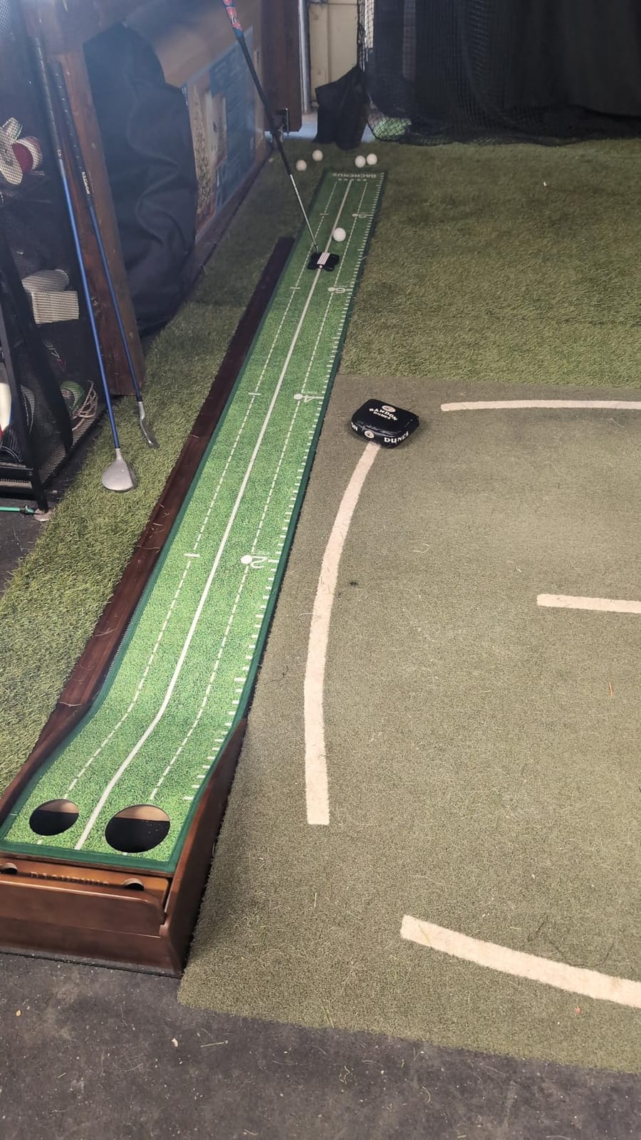 Dachenus Putting Green Indoor Mat Outdoor Golf Putting Mat- Ideal for Home, Office, and Outdoor Use customer photo 2