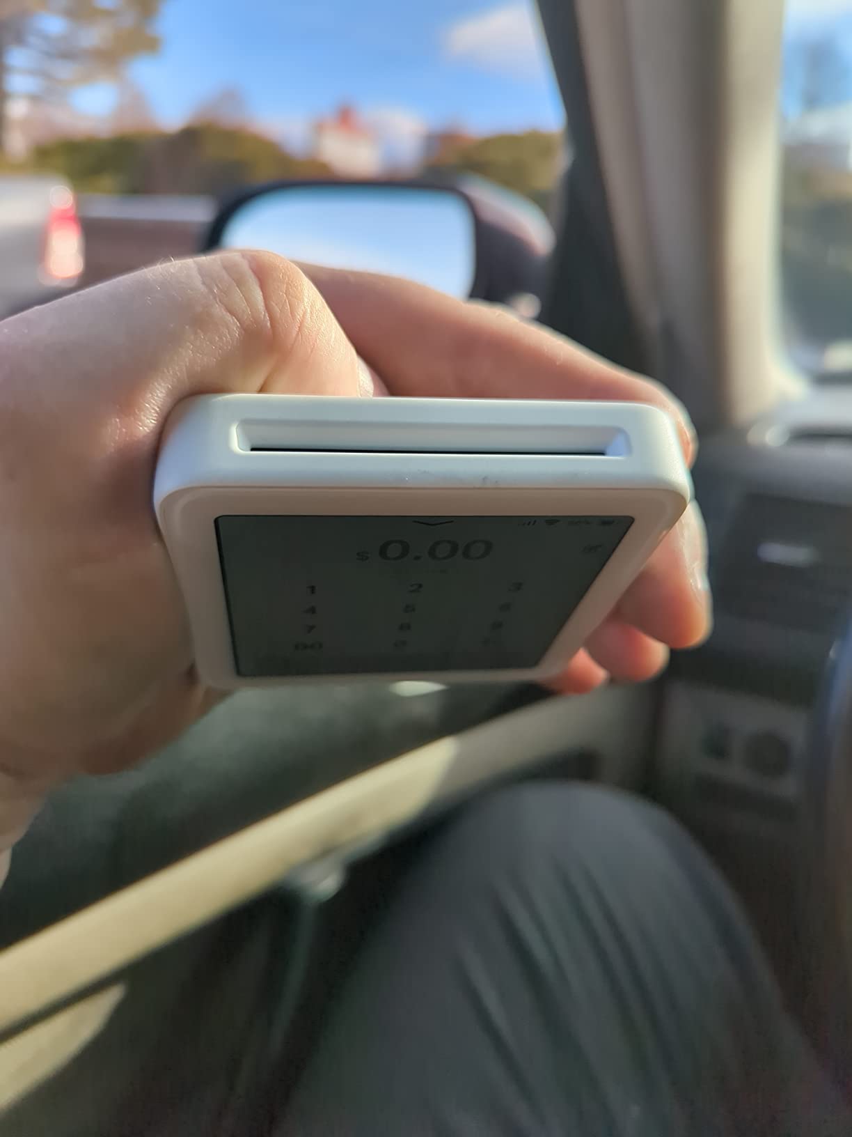 SumUp Solo Credit Card Payment Card Reader with Charging Station. Full Touch-Screen Interface with Free SIM Card and Mobile Data (SumUp Solo) customer photo 2