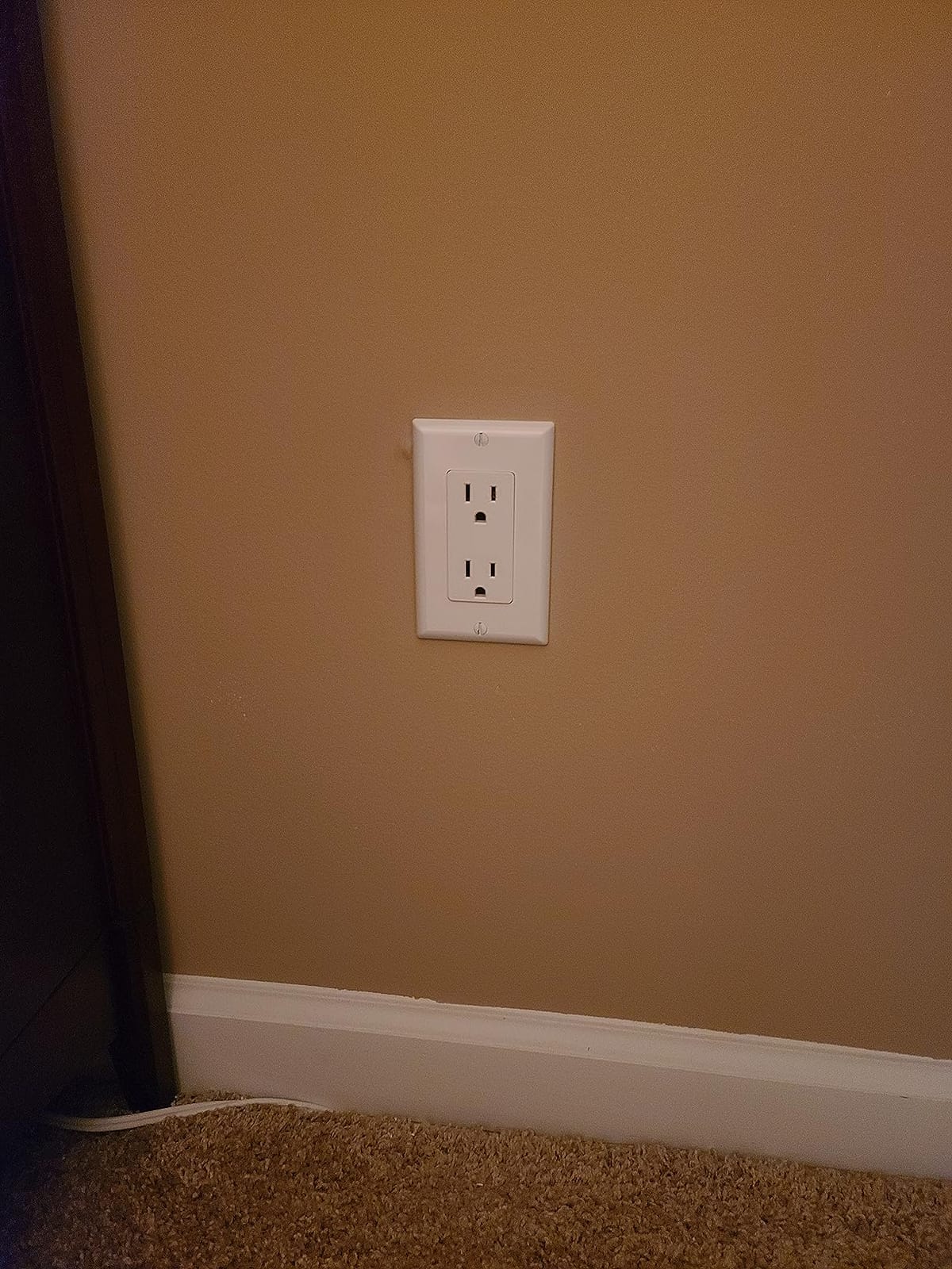 Elder Welder® Electrical Outlet Hidden Wall Safe, 100% Real Plate Included customer photo 2