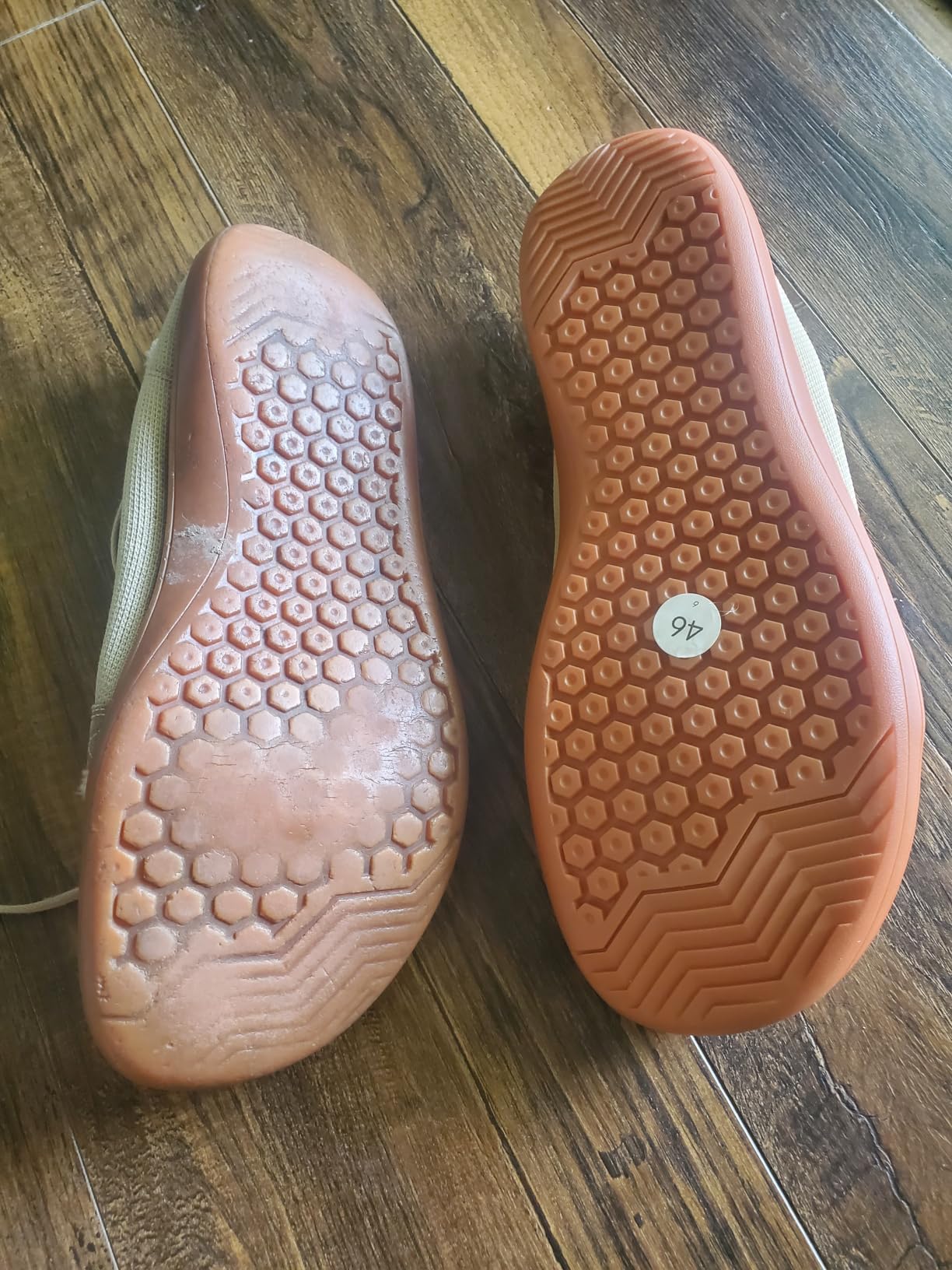 WHITIN Men's Wide Barefoot Sneakers for Optimal Relaxation W81 customer photo 2