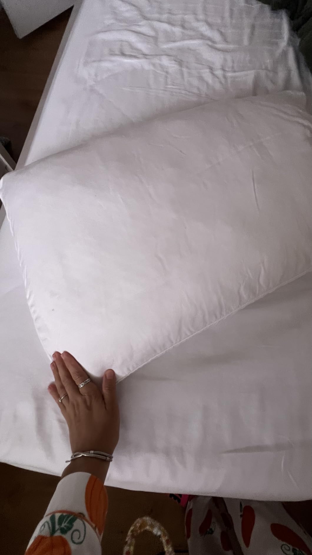 DreamyBlue Signature Adjustable Shredded Memory Foam Pillow Queen customer photo 2