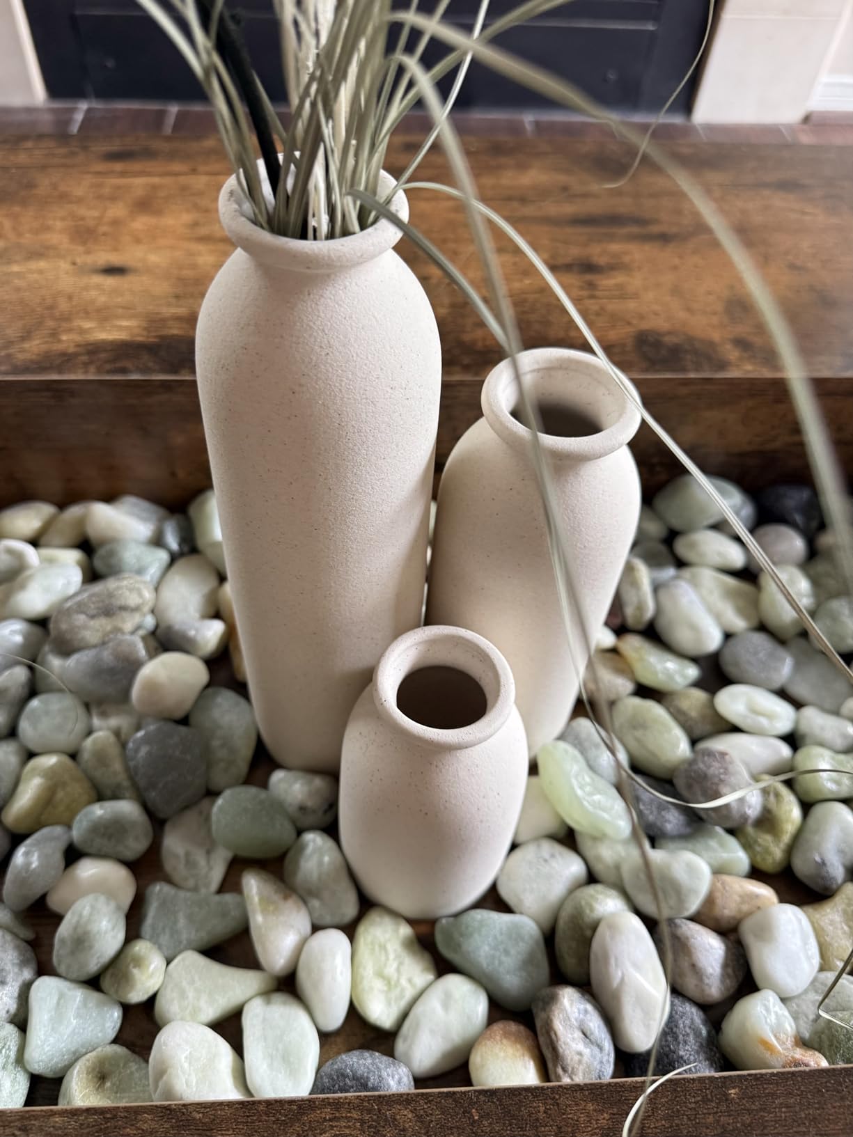 CEMABT Beige Ceramic vase Set-3 Small Flower vases for Decor,Modern Boho Farmhouse Home Decor,Decorative vase for Pampas Grass&Dried Flowers,idea Shelf,Table,Bookshelf ，Entryway- Distressed customer photo 2