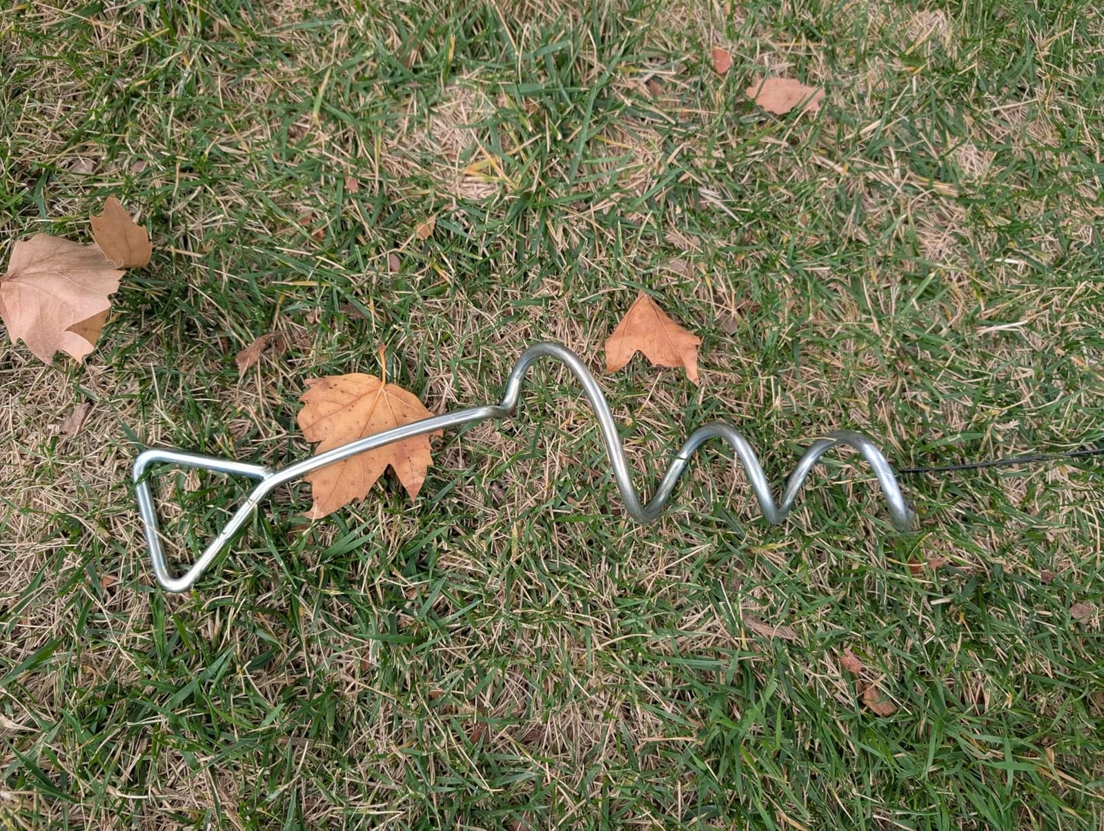 Trampoline Anchors, 8 Pcs Trampoline Stakes and Straps, Anti-Rust Trampoline Anchors High Wind Heavy Duty, Spiral Shaped Trampoline Stakes Anchors High Wind customer photo 2