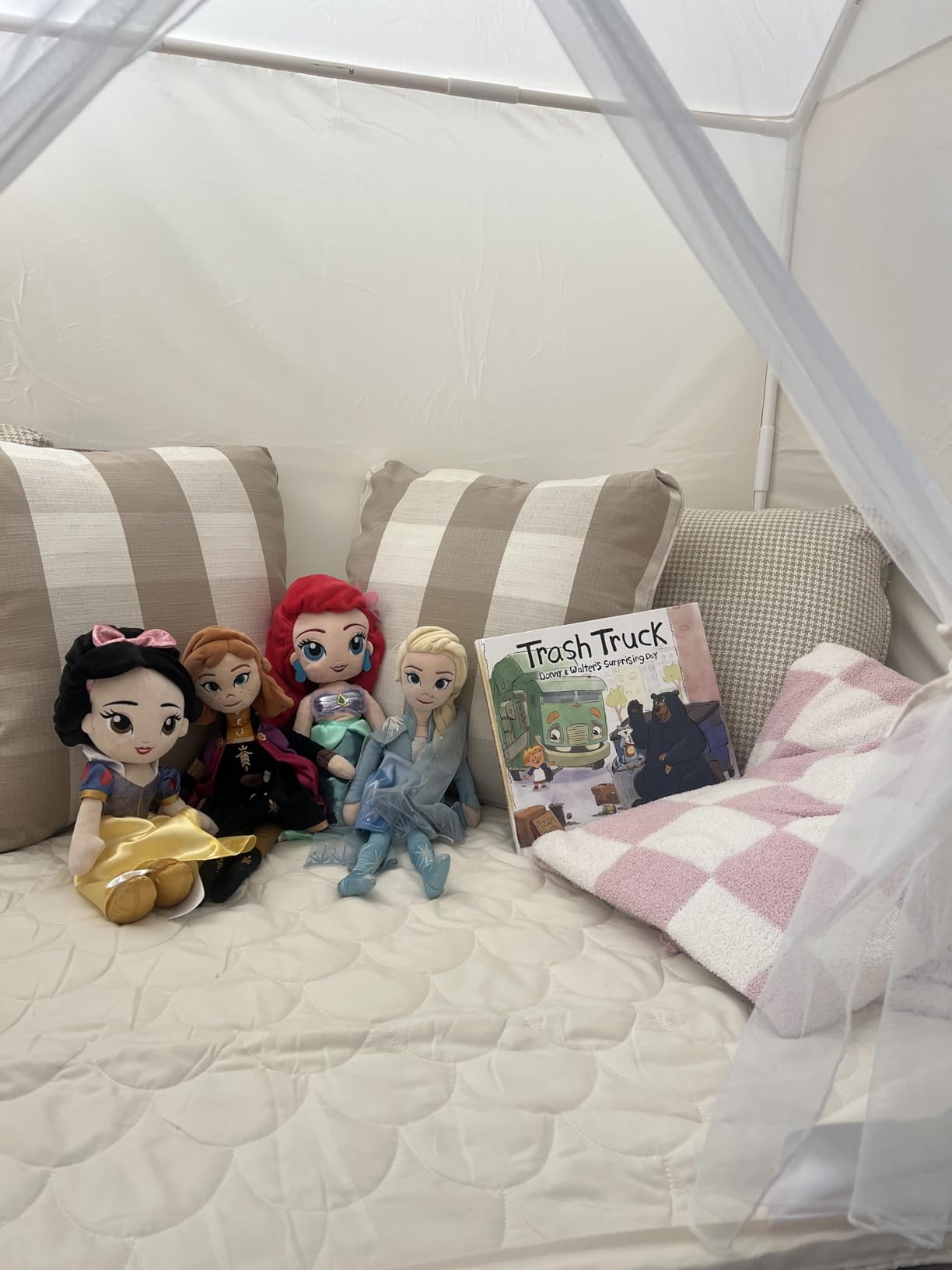 Tiny Land Kids Play Tent with Padded Mat & LED Lights, Ages 3+ customer photo 2