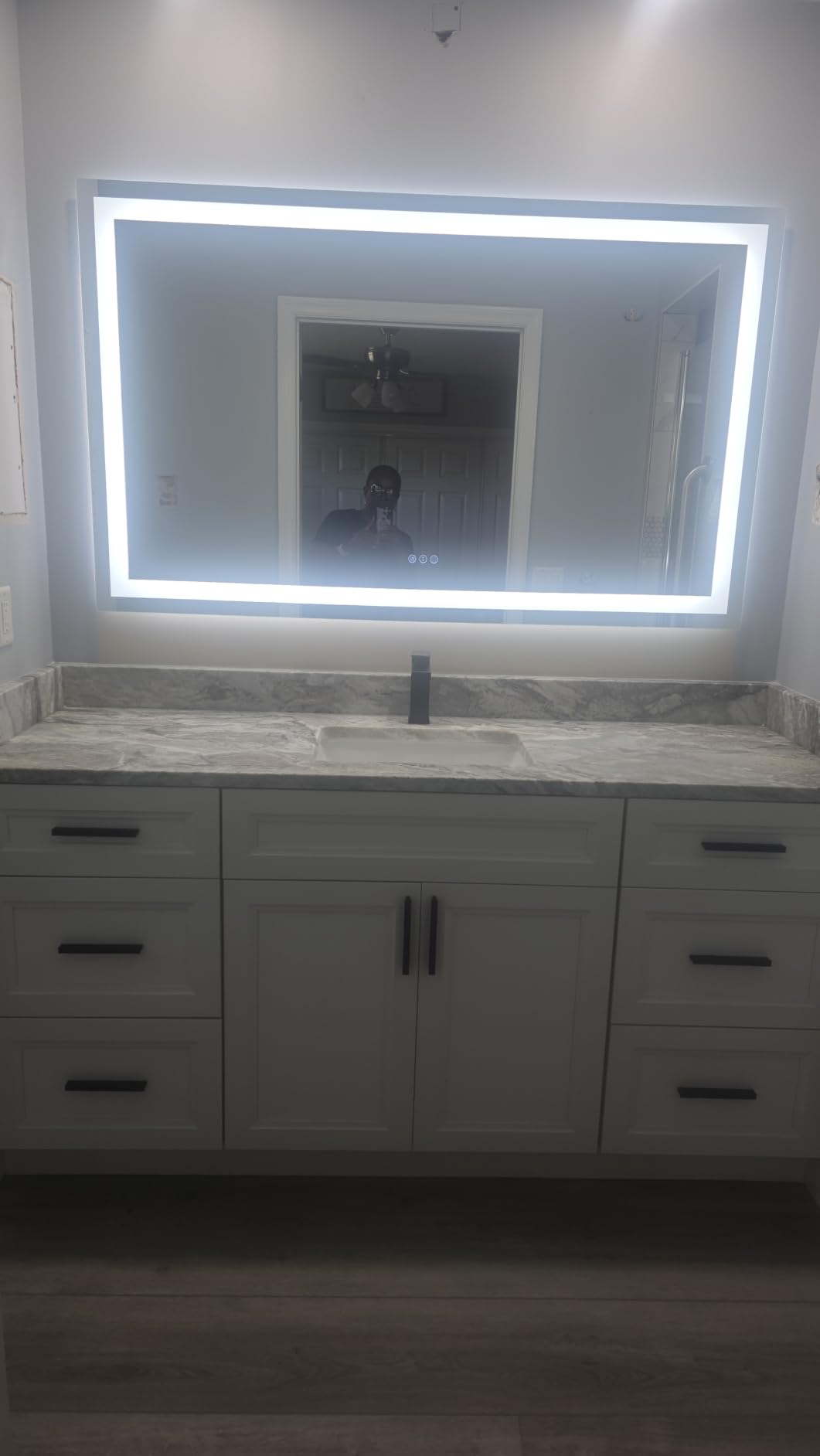 60x36 LED Bathroom Mirror with Lights, Lighted Vanity Mirror customer photo 1