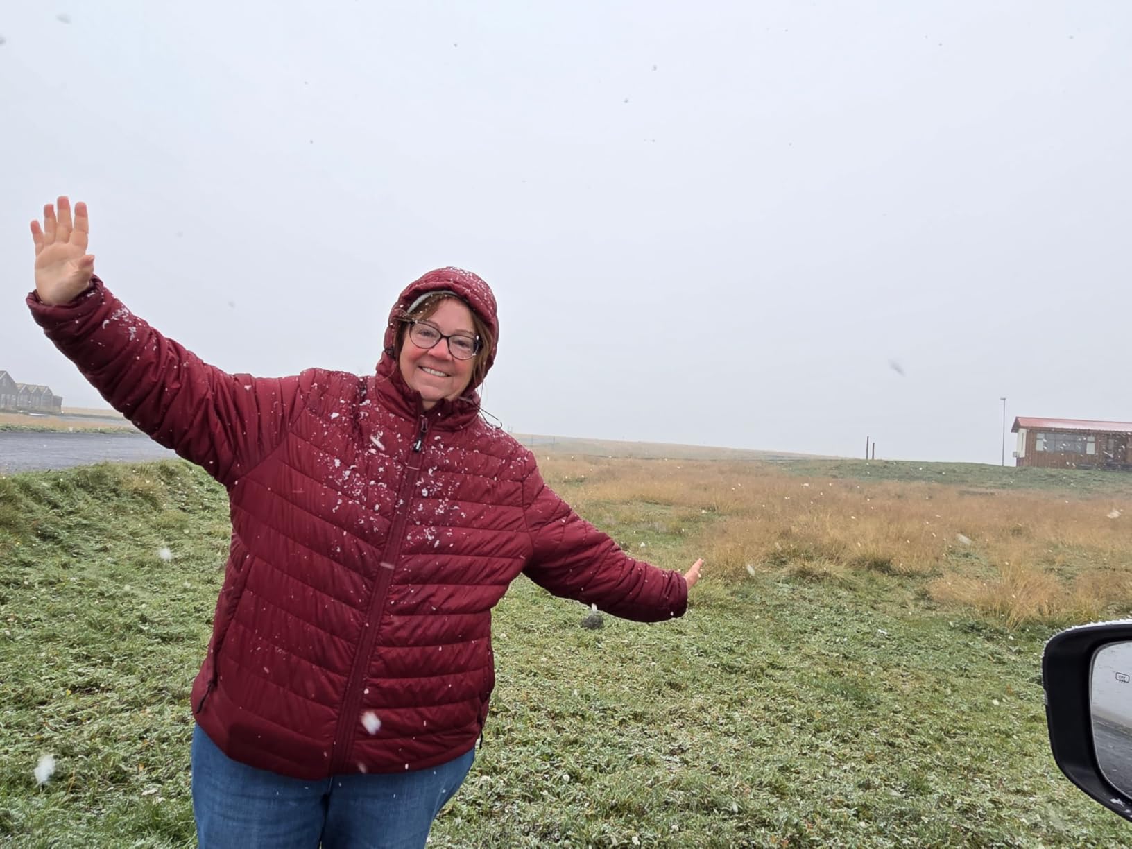 Outdoor Ventures Women's Packable Lightweight Full-Zip Puffer Jacket with Hood Quilted Winter Coat customer photo 1
