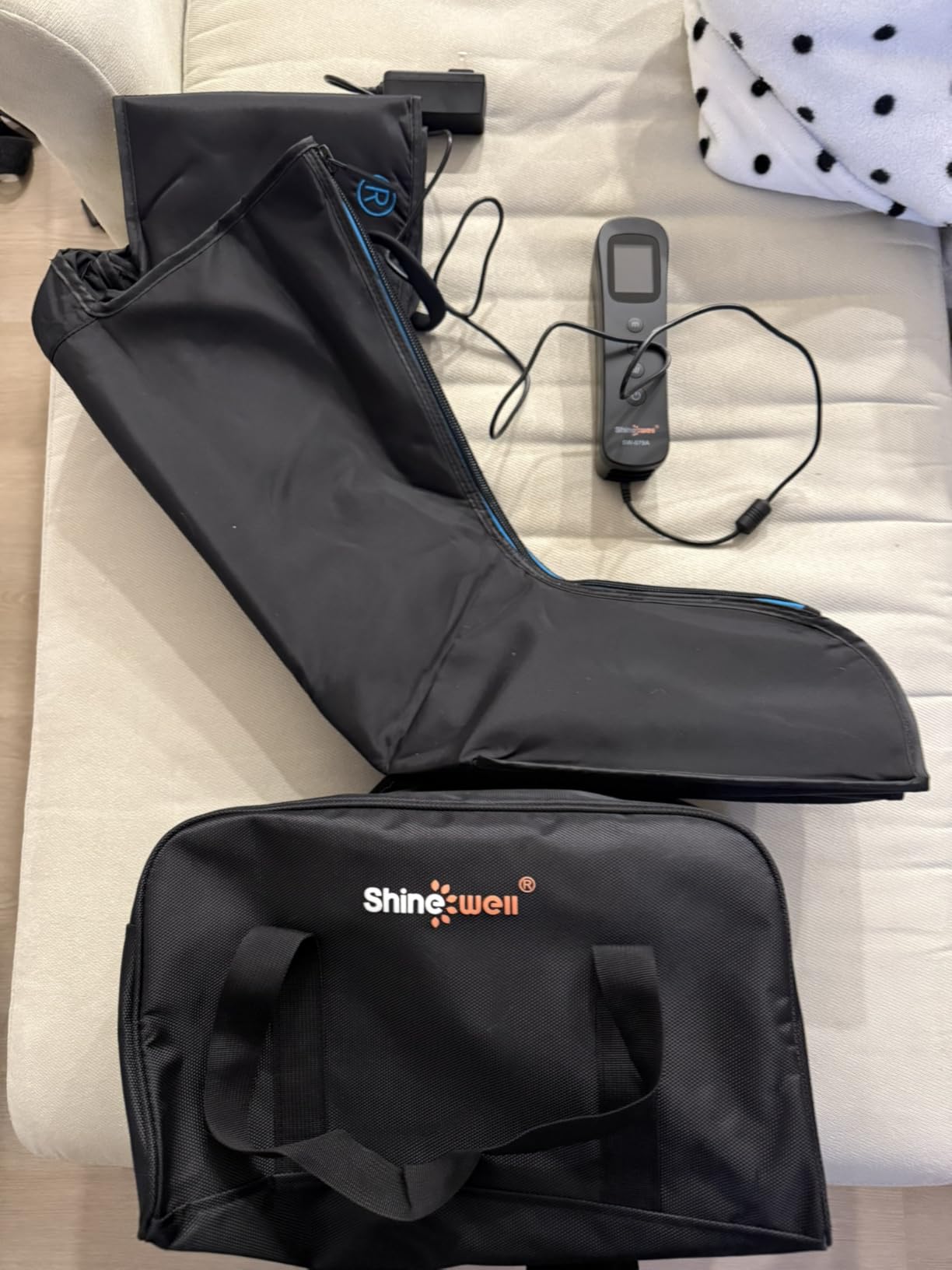 SHINE WELL Air Compression Leg Massager with Heat for Circulation and Pain Relief, Foot Calf & Thigh Recovery Compression Boots, Sequential Compression Device for Workout Relaxation, Gift for Mom Dad customer photo 1