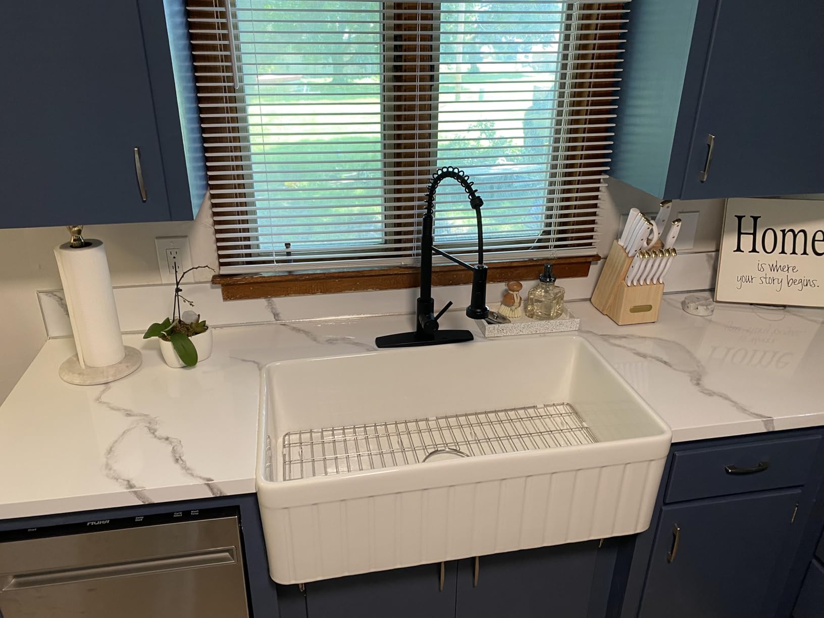 DeerValley White Farmhouse Sink Apron Front Farm Kitchen Sink 33 inch customer photo 2