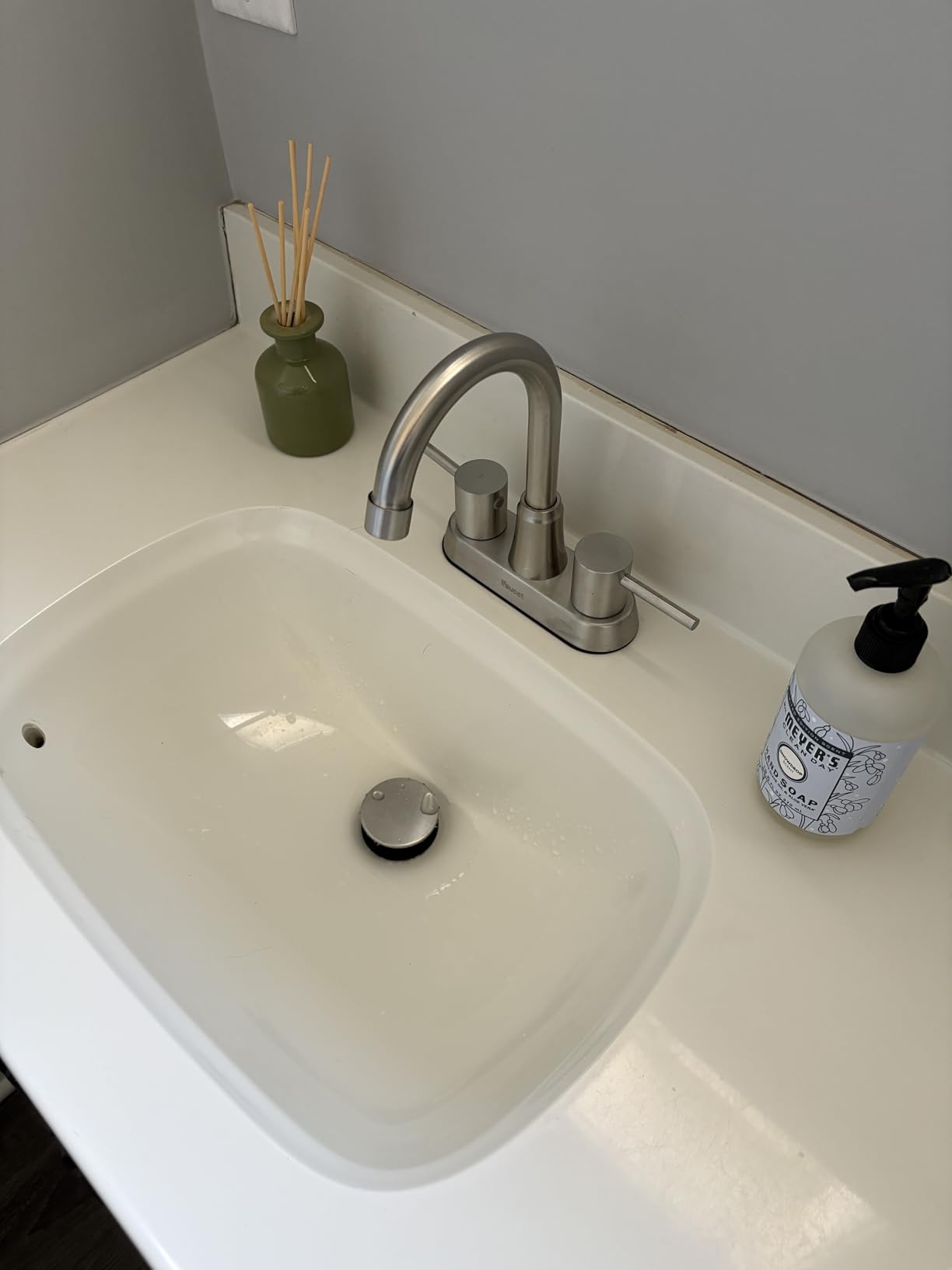 Bathroom Faucets, Bathroom Faucet 3 Hole, Bathroom Sink Faucet, Faucet for Sink 4 Inch 2 Handle Centerset, Lead-Free, with Copper Pop Up Drain (Brushed Nickel) customer photo 1
