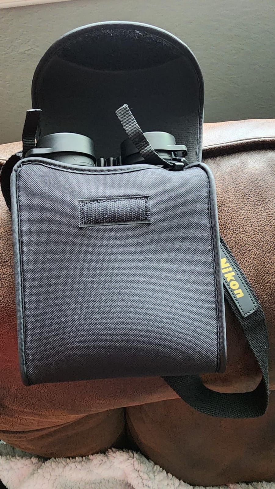 Nikon PROSTAFF P3 10x42 Binocular | Waterproof, fogproof, rubber-armored Full-Size Binocular, wide field of view & long eye relief | Official Nikon USA Model customer photo 2