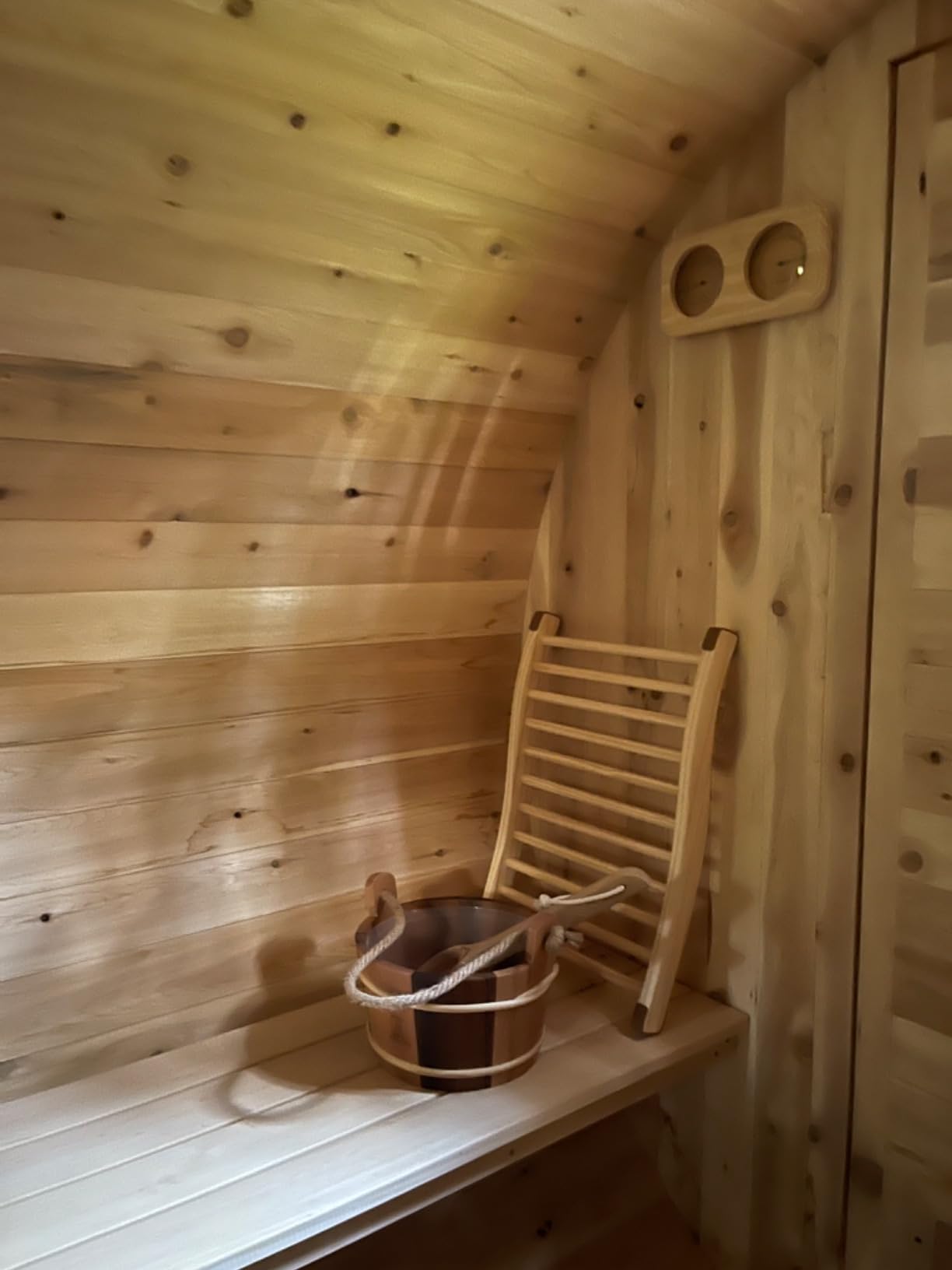 Northwood Sauna - Sauna Bucket and Ladle Set - Handmade from Canadian Red Cedar Wood - Natural Rope Handle - 1 Gallon (4 Liters) Water Capacity customer photo 1