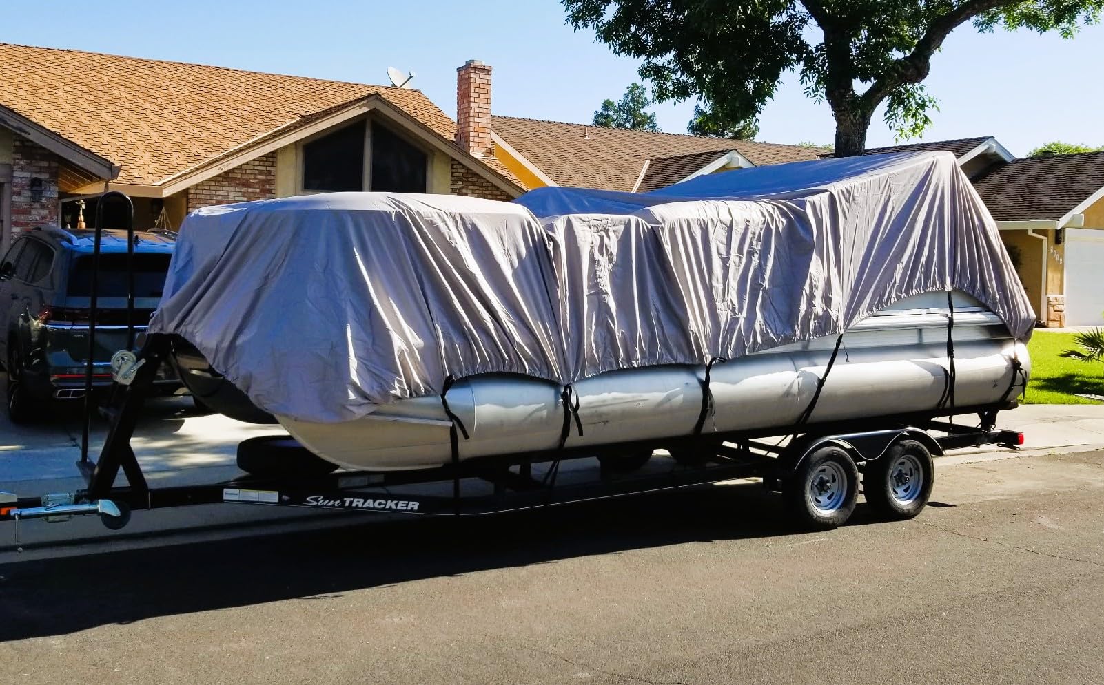 Solim 22-24FT Pontoon Boat Cover, 1200D Heavy Duty Waterproof, UV Resistant customer photo 1