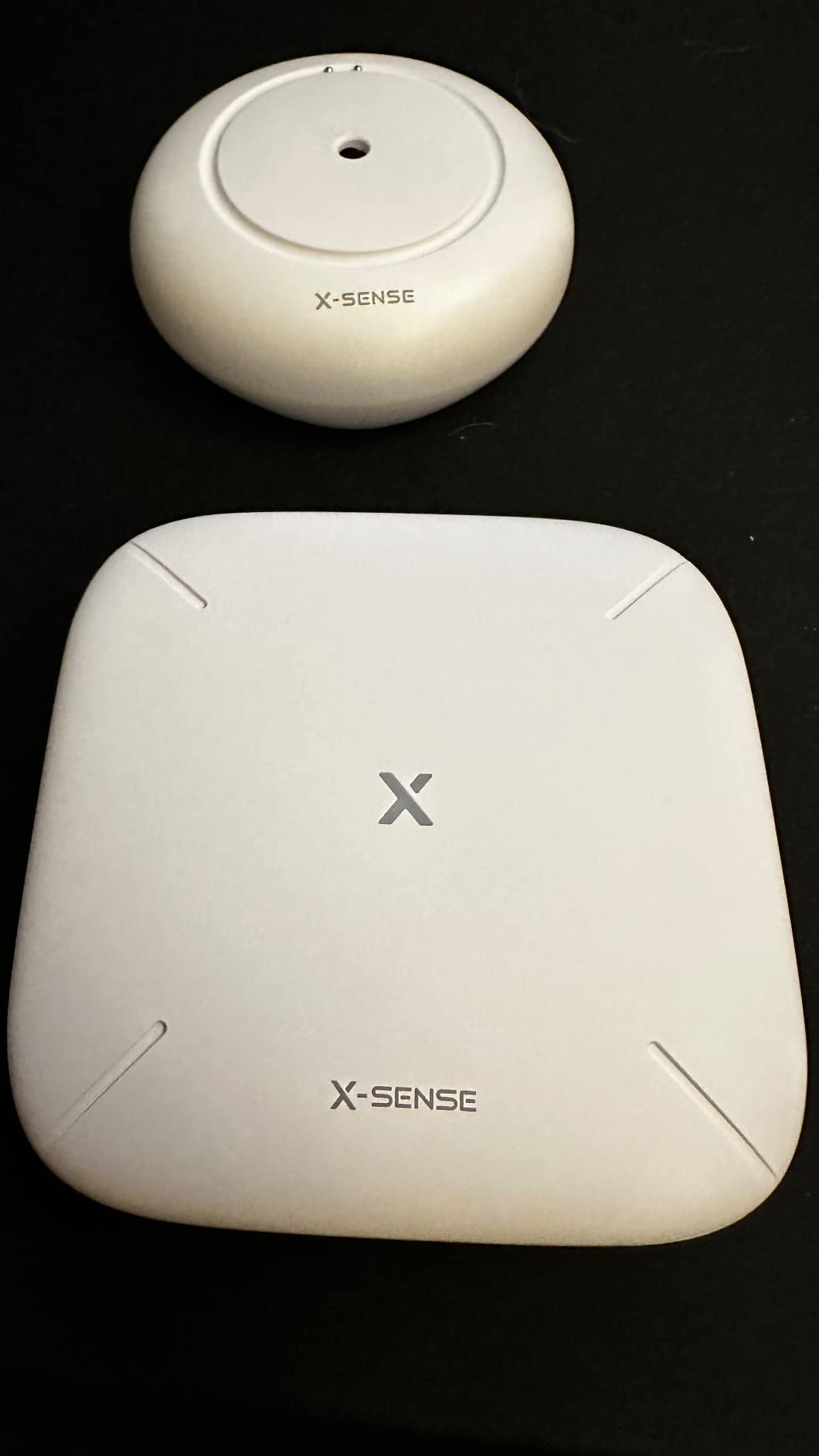 X-Sense Wi-Fi Water Leak Detector Kit, 120 dB, 3 Sensors + Base, SWS54 | Real-Time Alerts, 1804 ft Range, IP66 Waterproof, Detects Water as Low as 0.4 mm, for Sinks & Washers customer photo 1